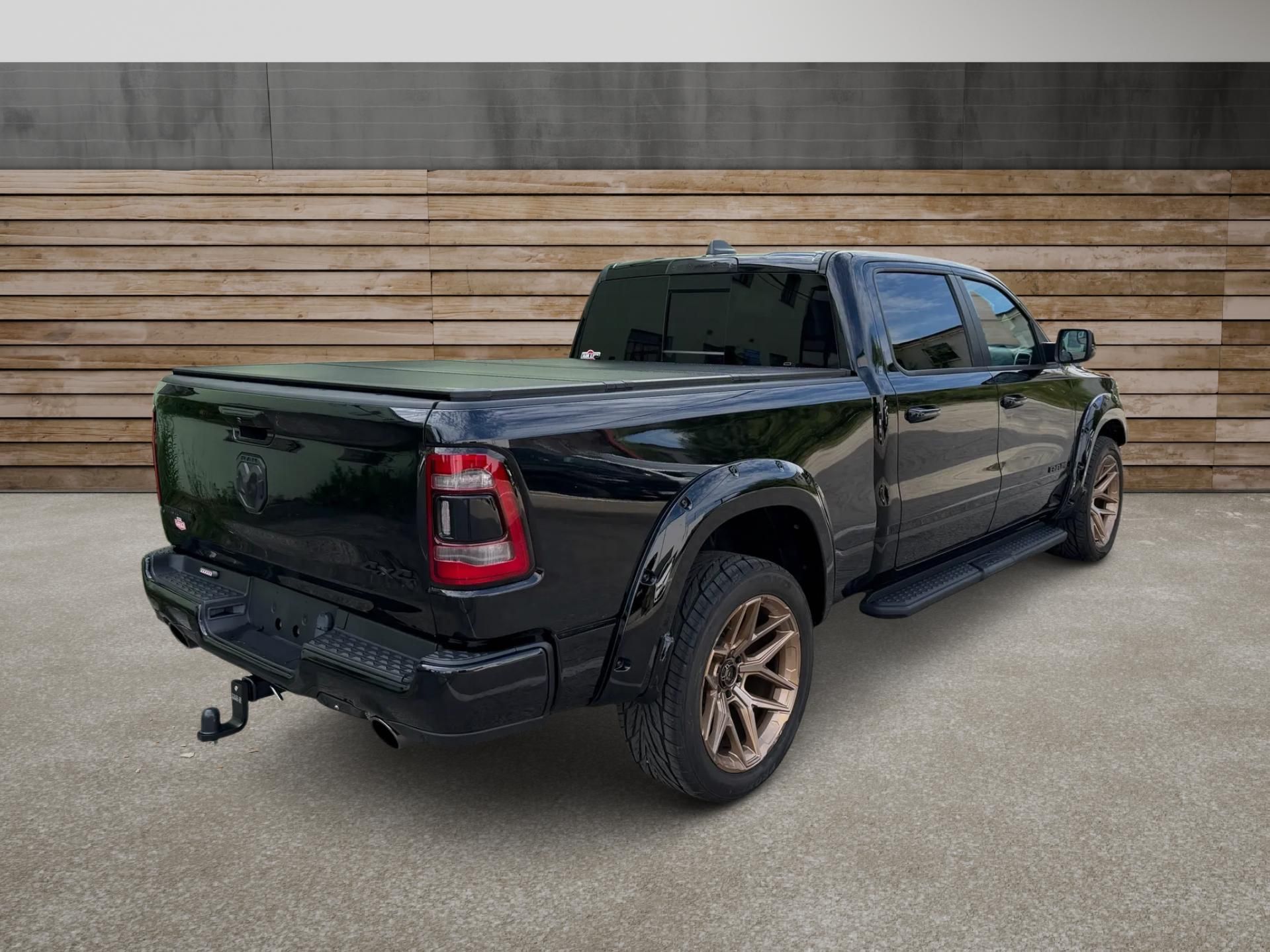 Dodge Ram, +NIGHT EDITION+FUEL+AIR LIFT+ - fotka 3