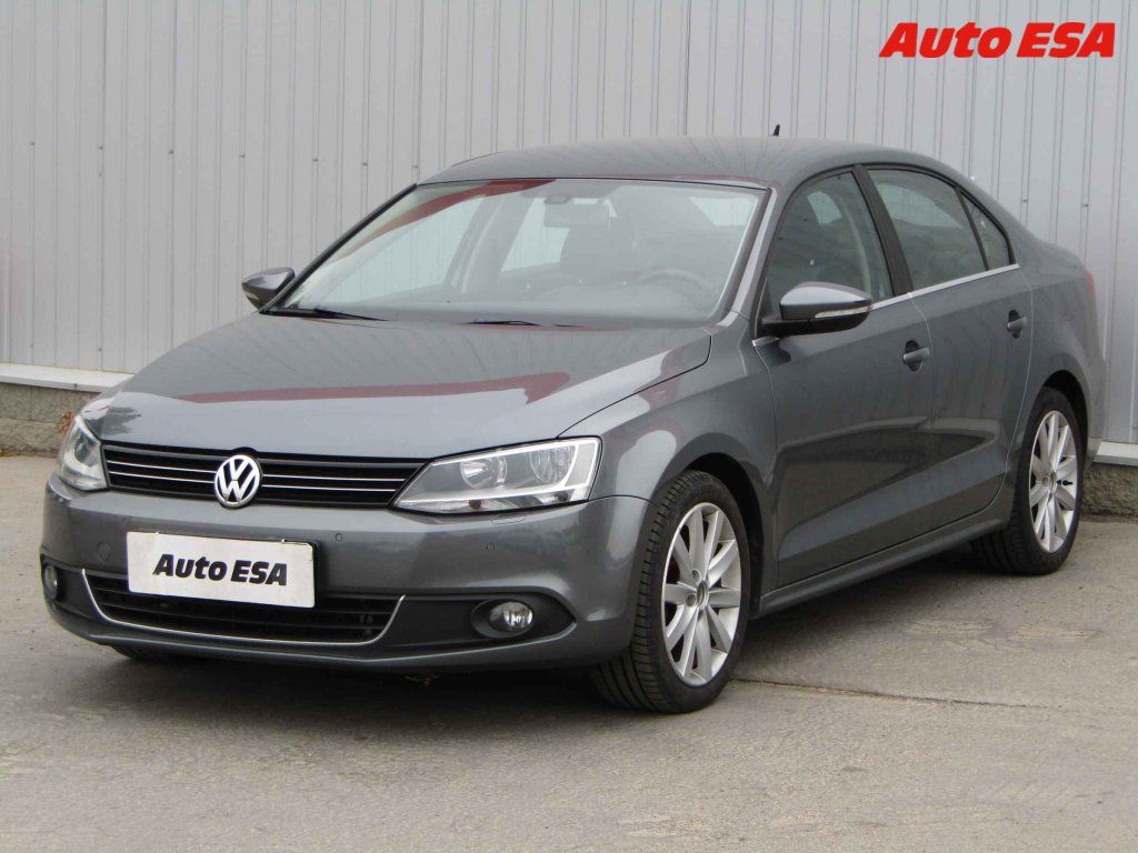 Volkswagen Jetta, 1.6 TDi,ČR,autoAC - fotka 3