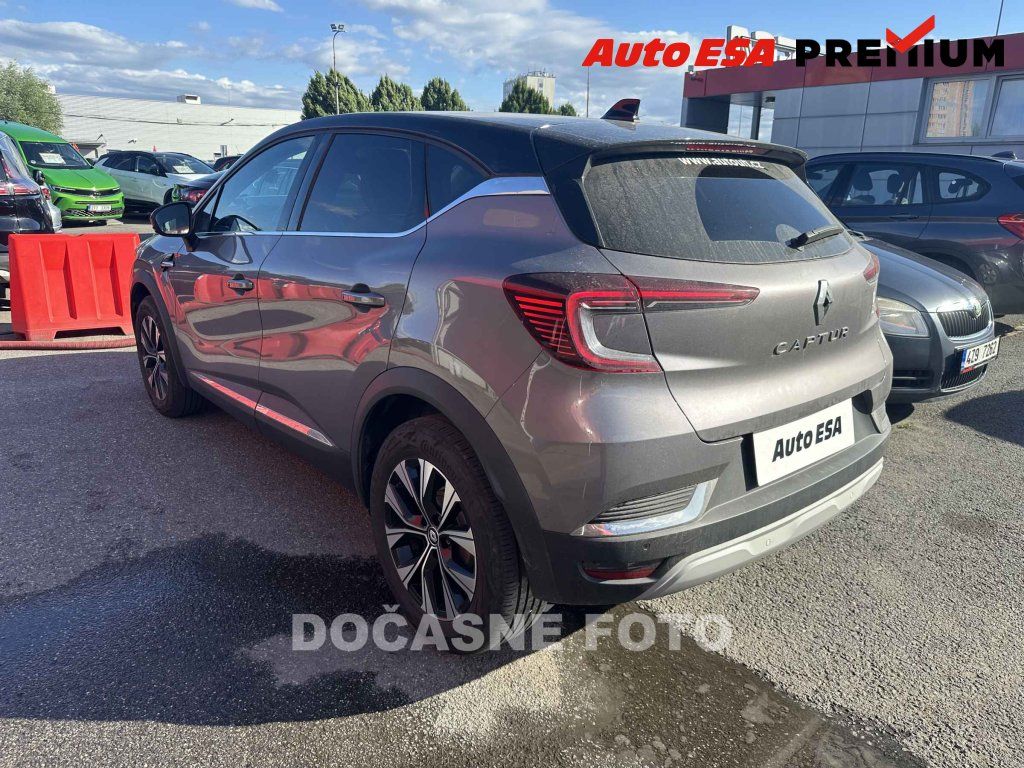 Renault Captur, 1.3TCe,1.maj,ČR,Techno - fotka 2