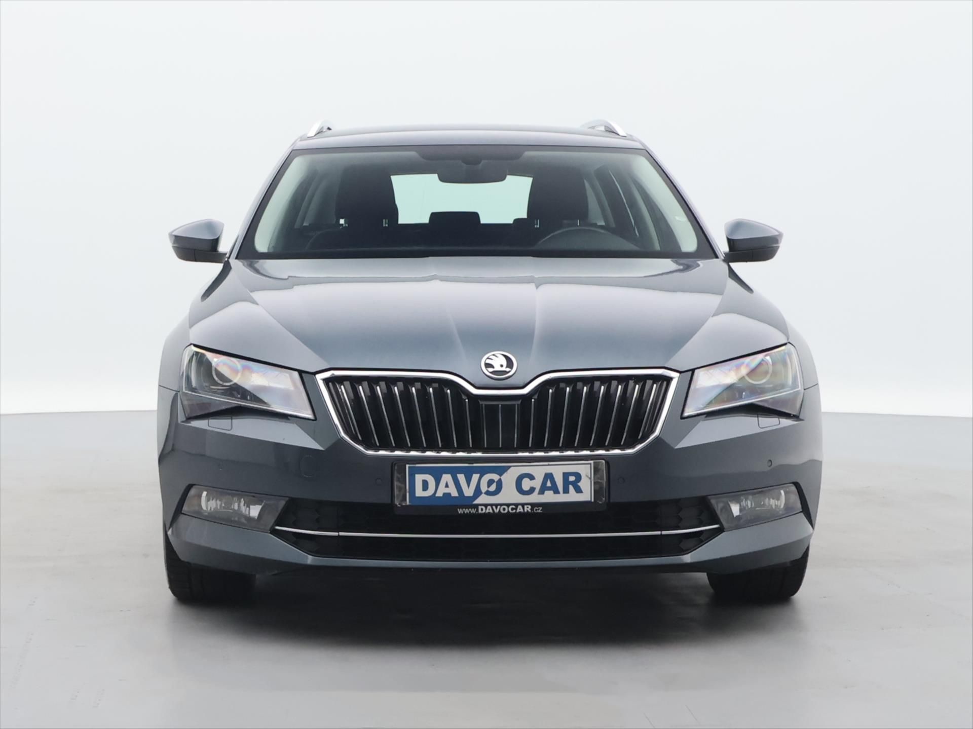 Škoda Superb, 2,0 TDI 110kW Style CZ DPH - fotka 2