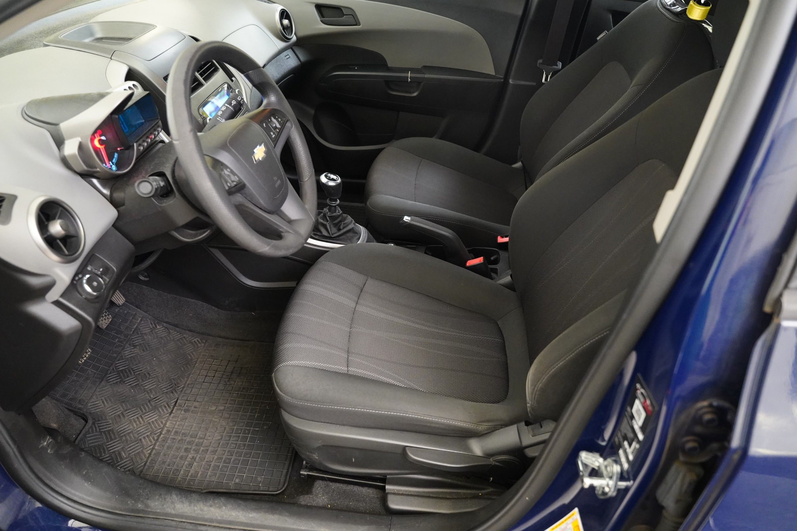 Chevrolet Aveo, 1.2i 63 kW - fotka 6