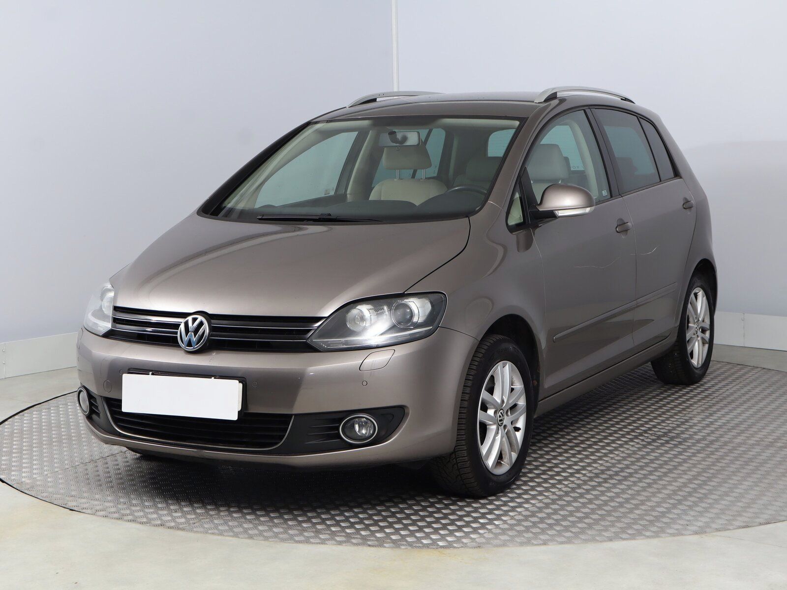 Volkswagen Golf Plus, 1.4 TSI, Automat, Serv.kniha - fotka 2