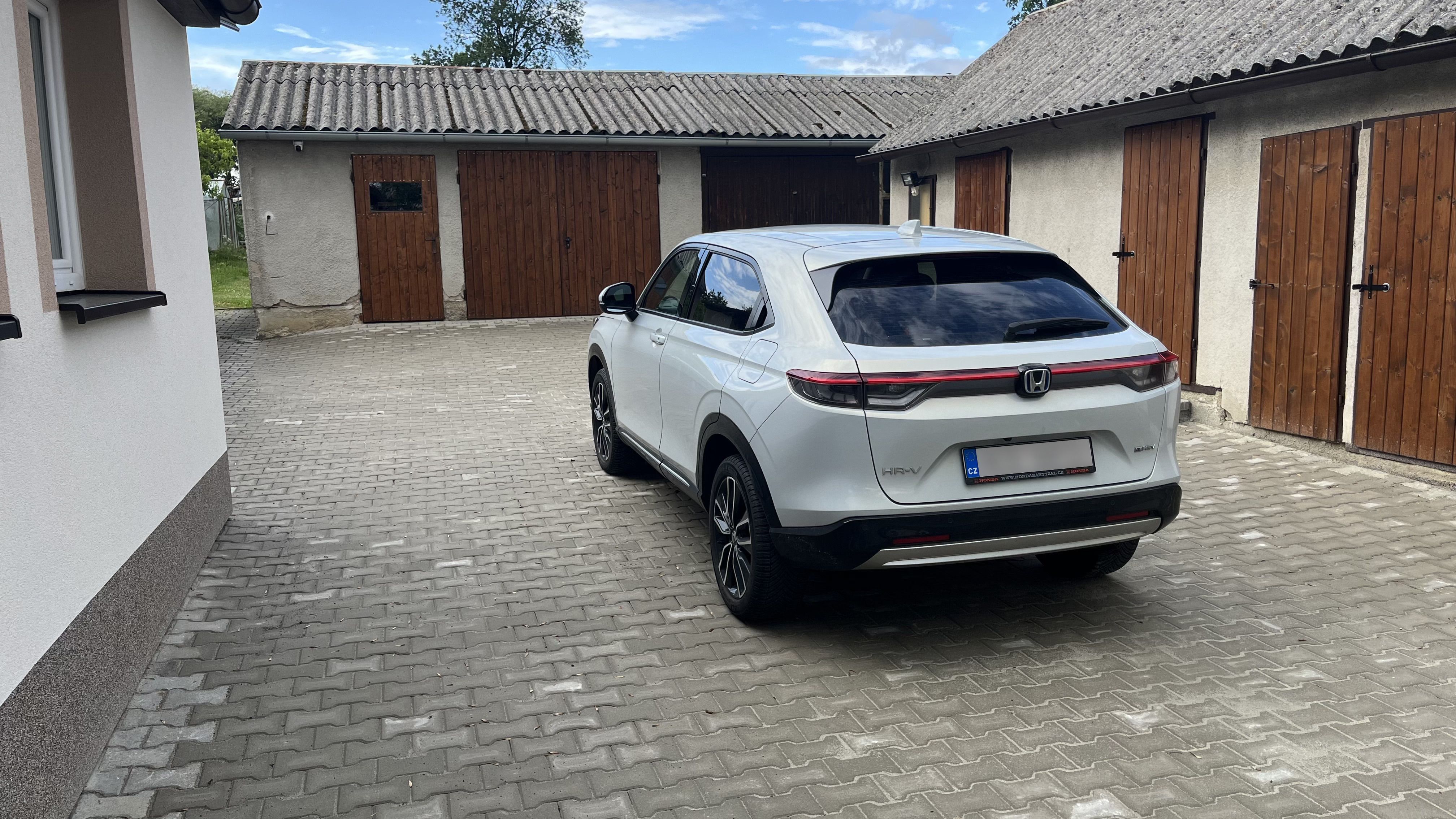 Honda HR-V, 1,5 e:HEV ve výbavě Advance+ - fotka 2