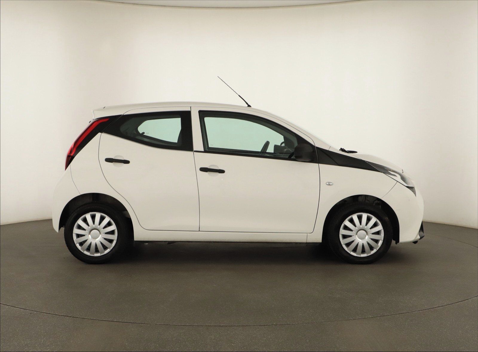 Toyota Aygo, 1.0 VVT-i, LPG, Klima - fotka 6