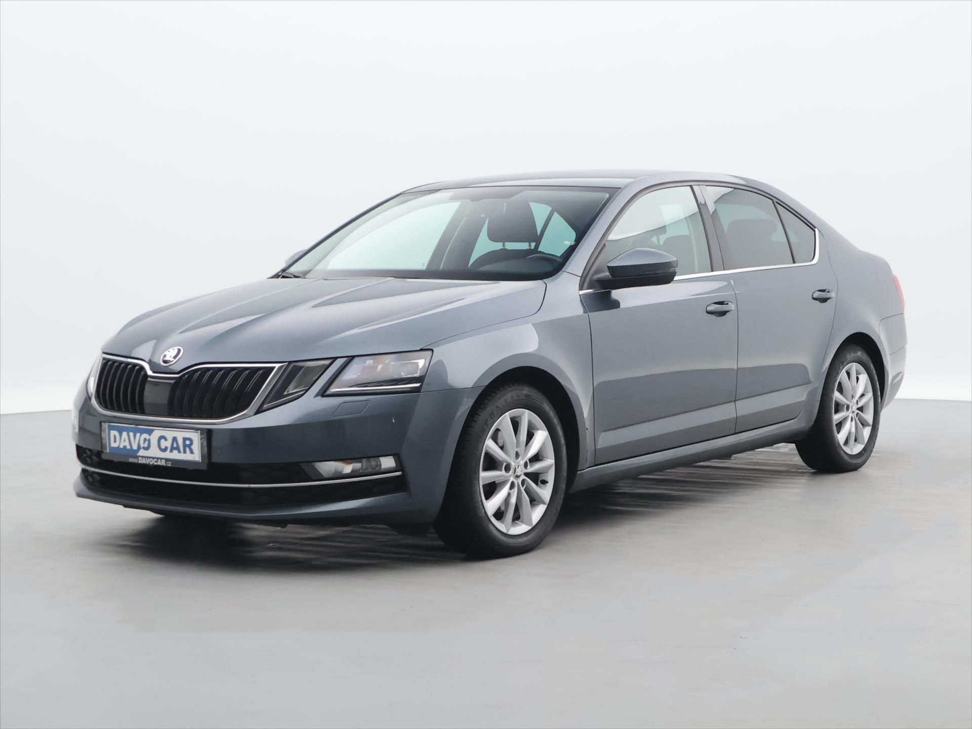 Škoda Octavia, 2,0 TDI 110kW DSG Style CZ - fotka 3