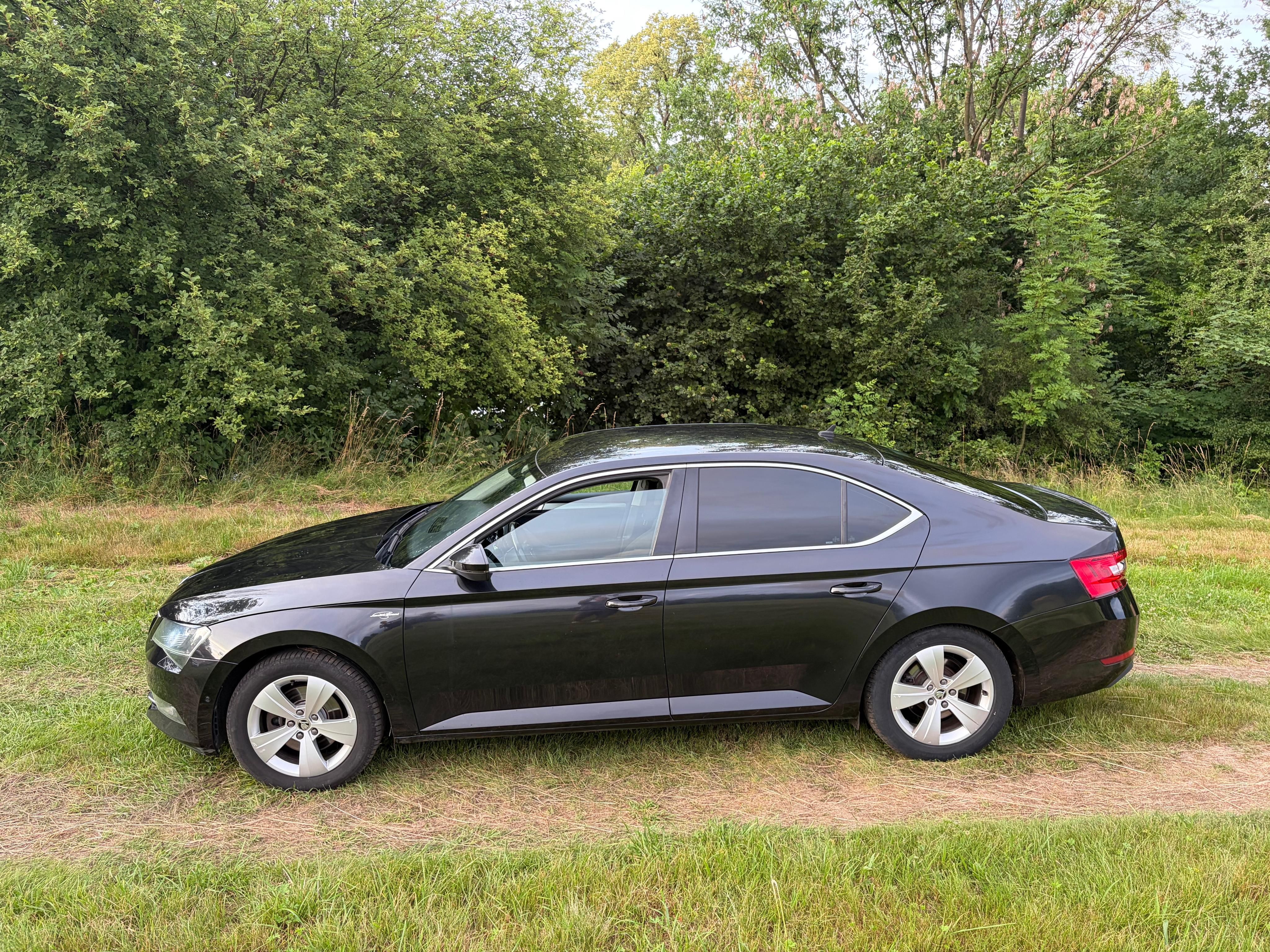 Škoda Superb, 2.0TDi 110kw - fotka 4
