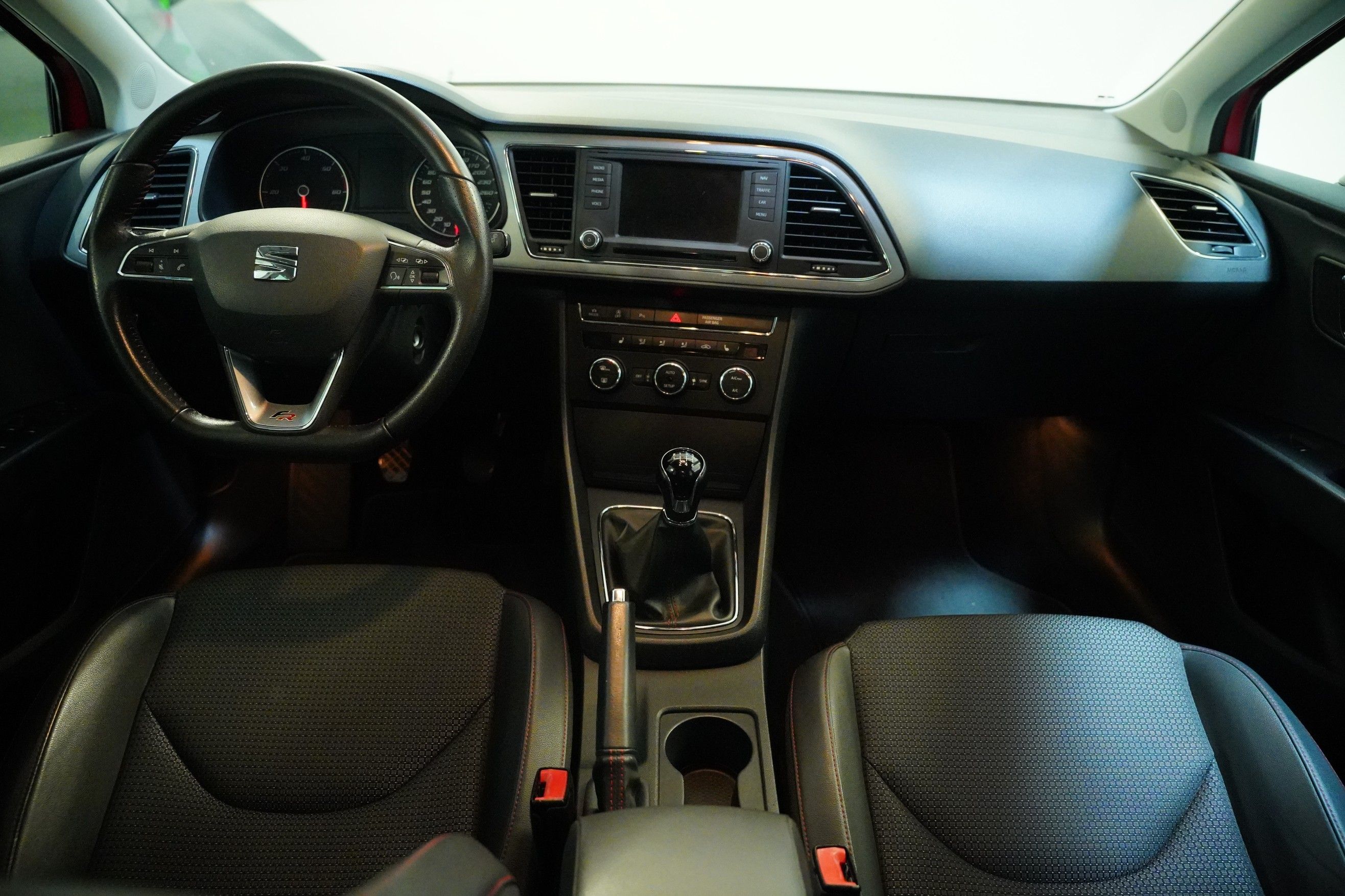 Seat Leon, 2.0 TDi FR 135kw - fotka 6