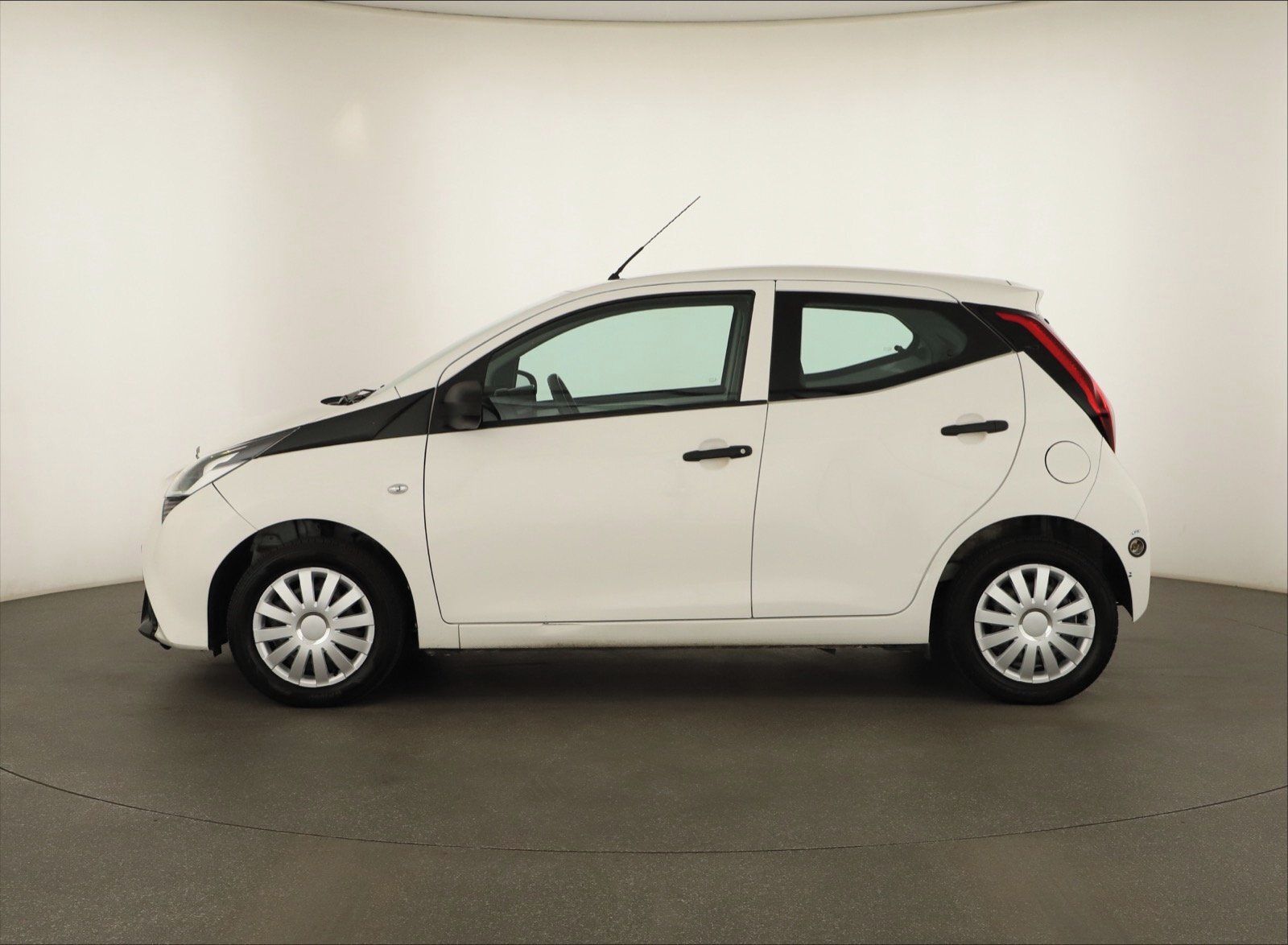 Toyota Aygo, 1.0 VVT-i, LPG, Klima - fotka 3