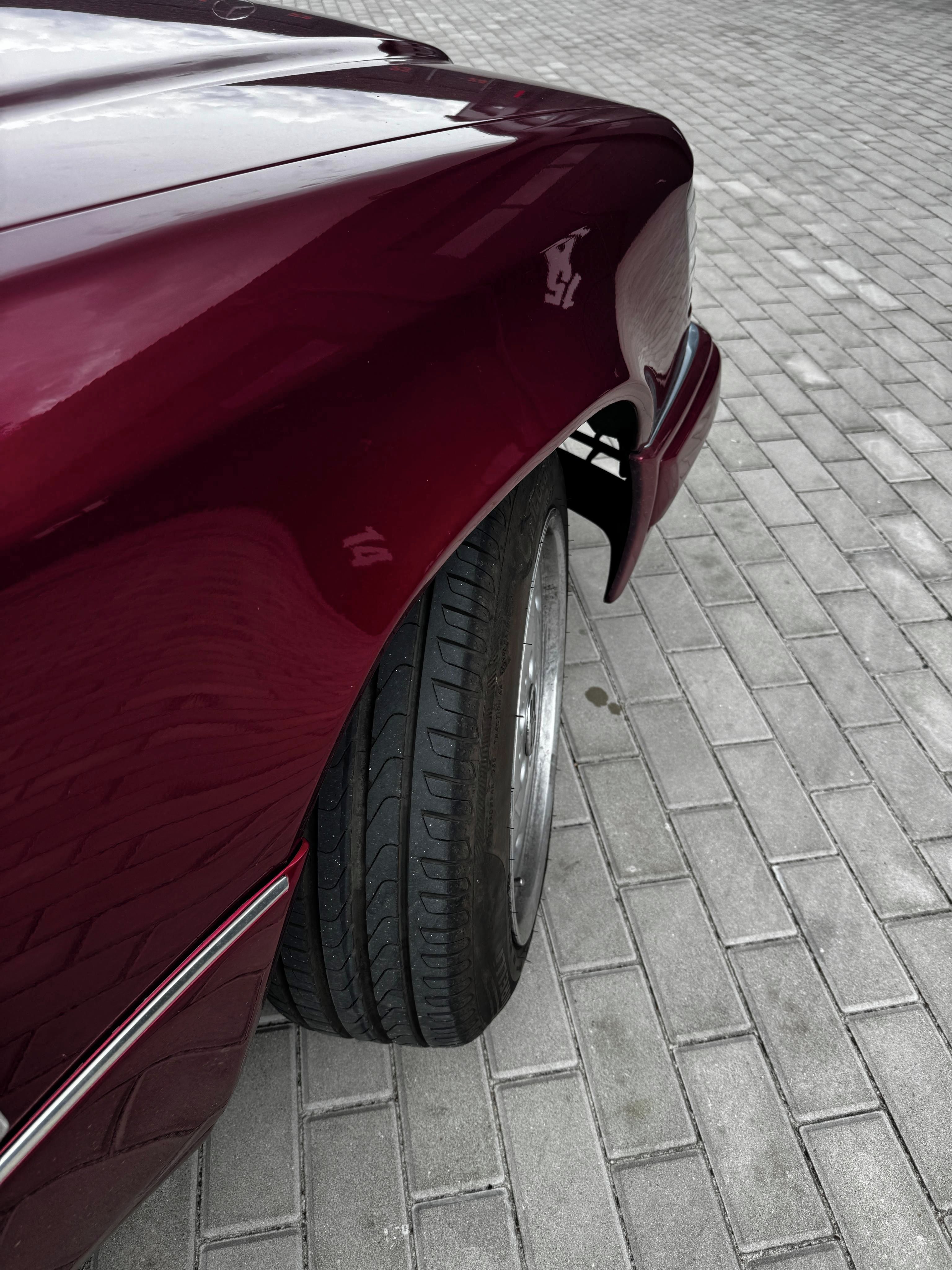 Mercedes-Benz Třídy E, Mercedes-Benz W124 , E200 - fotka 5