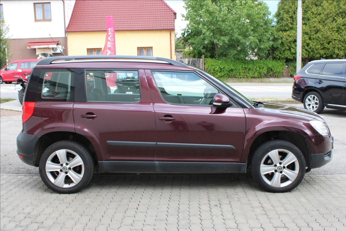 Škoda Yeti, 1,2 TSI Elegance, tažné - fotka 3