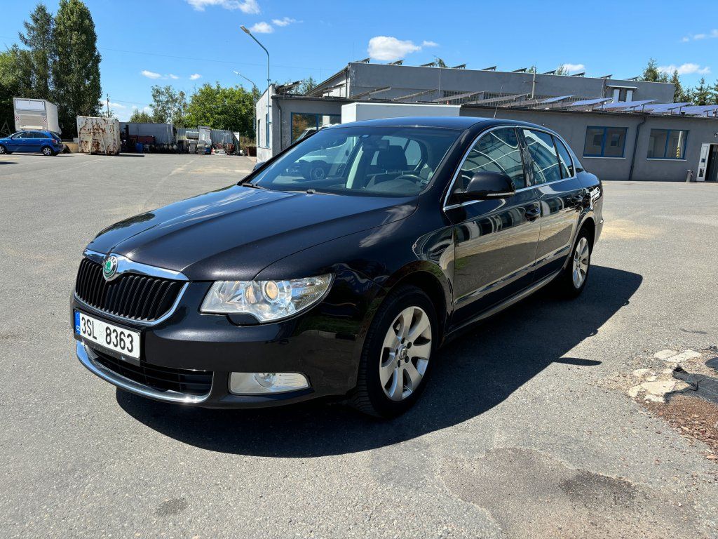 Škoda Superb, II 2,0TDi - fotka 2