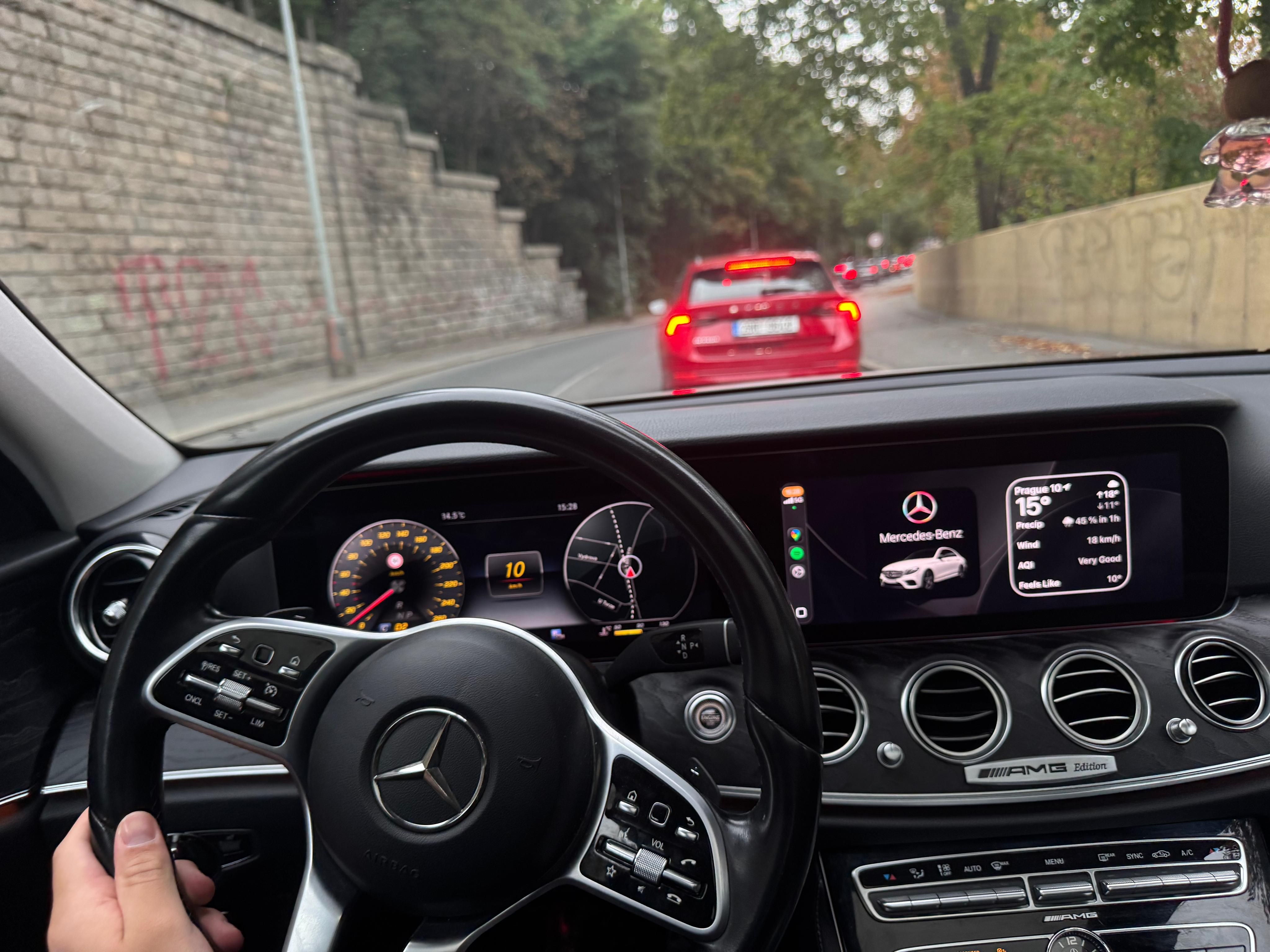 Mercedes-Benz Třídy E, 2.0 - fotka 3
