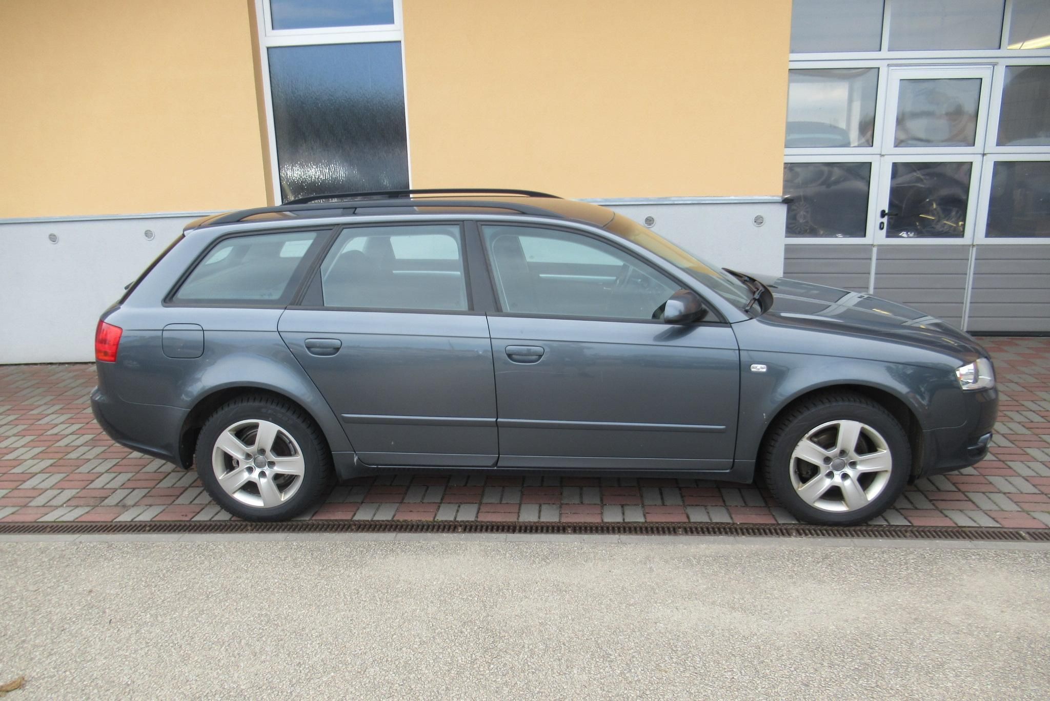Audi A4, 1.9 TDi  AUT. KLIMA - fotka 3