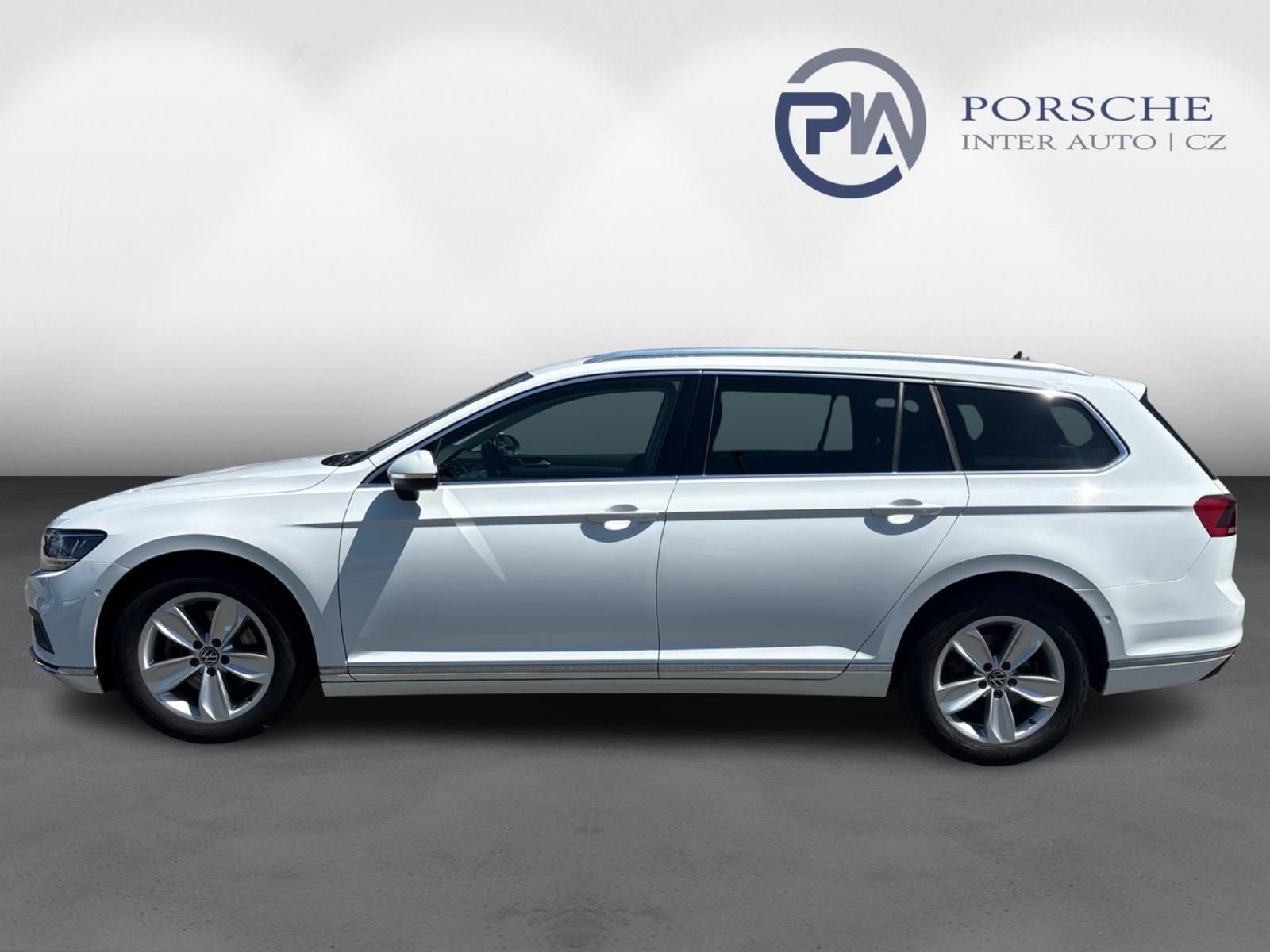 Volkswagen Passat Variant, 2.0 TDI DSG Elegance 110 kW - fotka 3