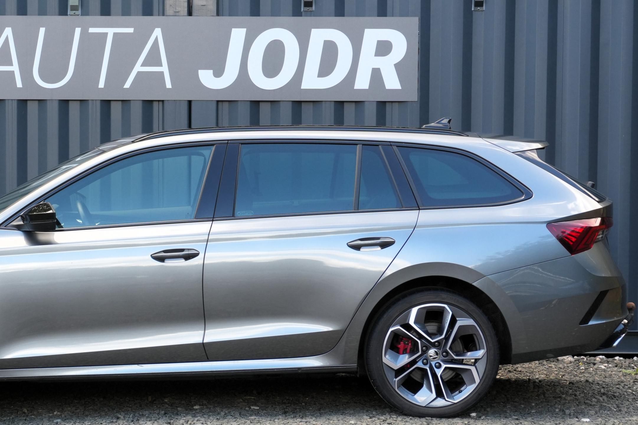Škoda Octavia, iV RS 1.4 TSI, ČR, Tažné, ACC - fotka 3