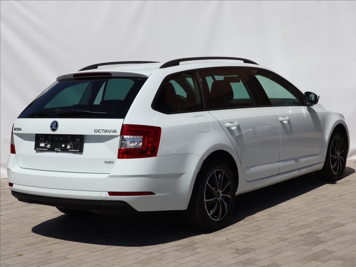 Škoda Octavia, 2,0 TDi 110kW4x4 ParkPilot DPH - fotka 6