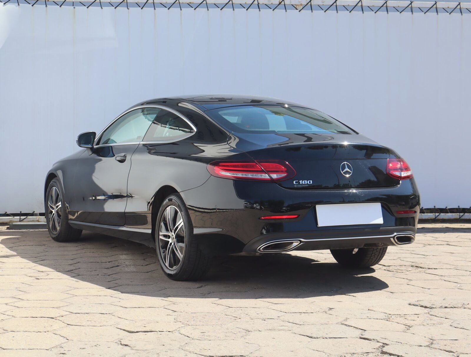 Mercedes-Benz Třídy C, 180, Kůže, Navi - fotka 4