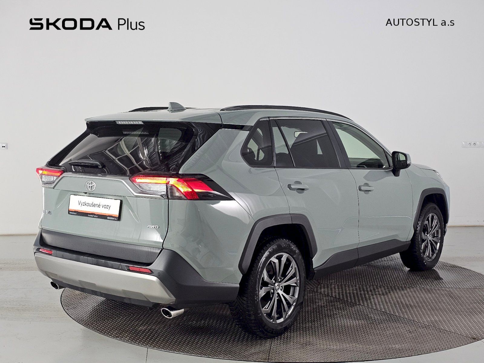 Toyota Rav4, 2.0i 4x4 6MT COMFORT STYLE - fotka 2