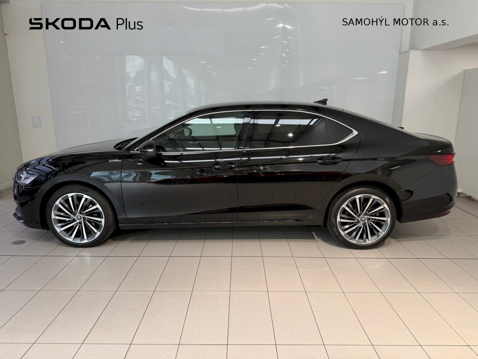 Škoda Superb, 2,0 TDI 110 kW A7F L&K - fotka 3