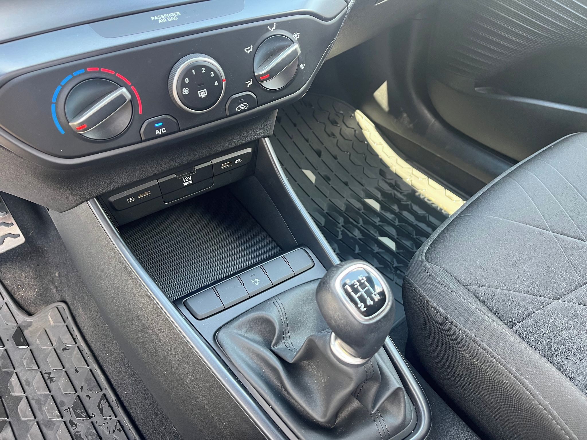 Hyundai Bayon, 1.2i/62kW Play - fotka 6