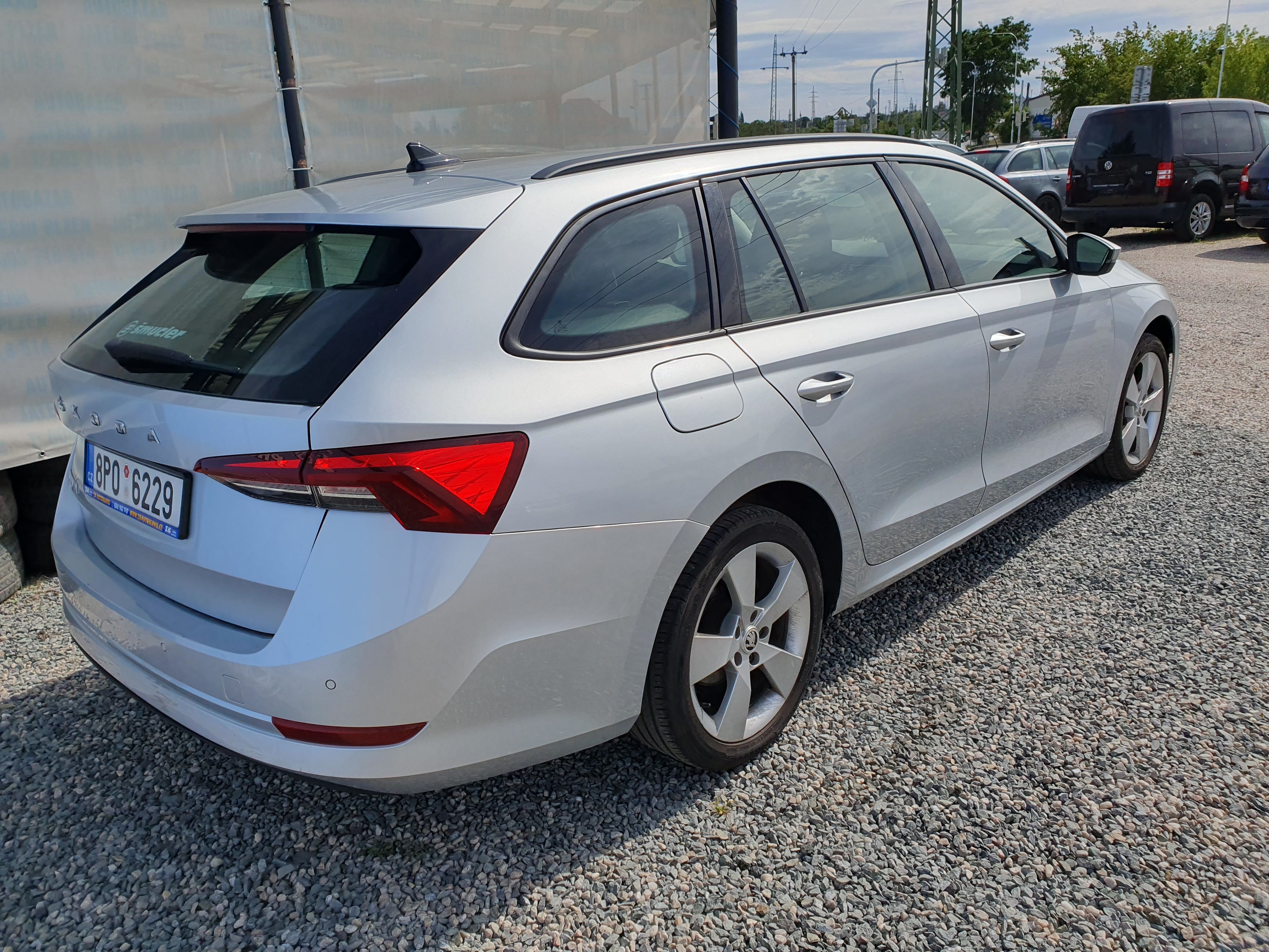 Škoda Octavia, 2.0 TDI 85 KW - fotka 3