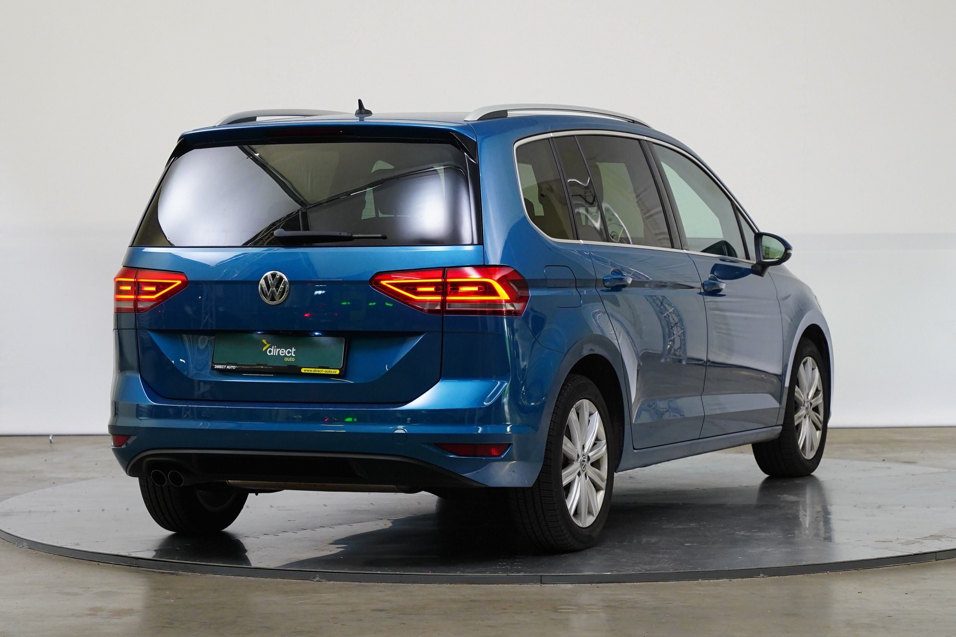 Volkswagen Touran, 1.8 TSI 132 kW DSG Highline - fotka 3