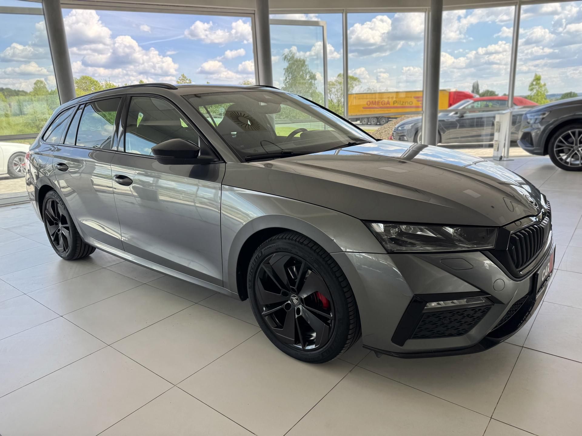 Škoda Octavia, RS 2,0TDI*DSG*HUD*Matrix*Panor - fotka 4