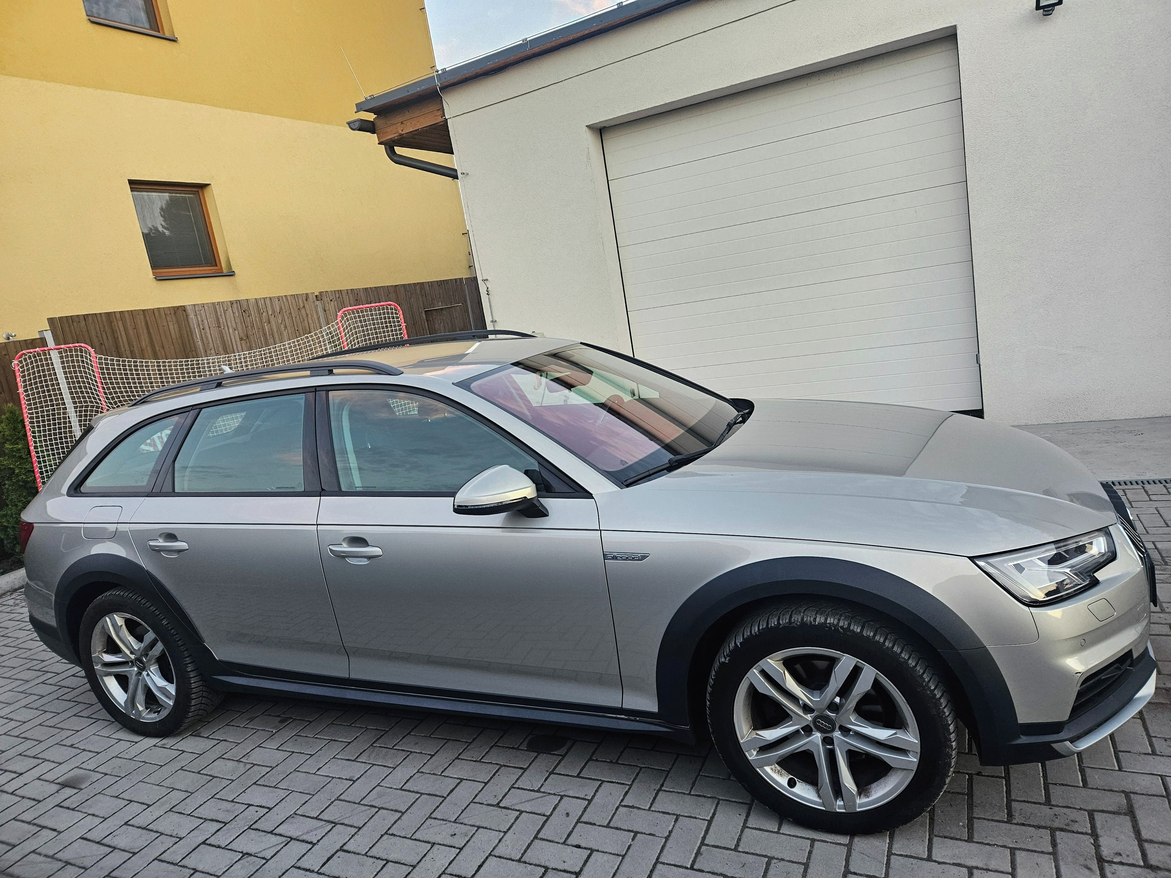 Audi A4 allroad, 2.0TDi 120 KW 4x4 AUTOMAT NAV - fotka 5