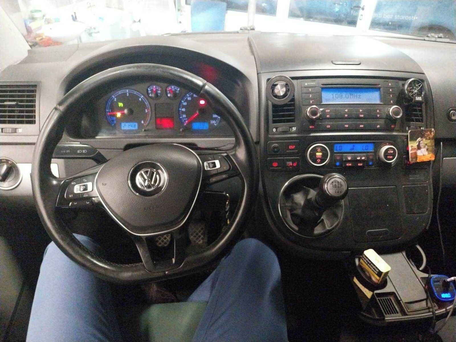 Volkswagen Multivan, 2.5 TDI , Comfortline, Klima - fotka 3