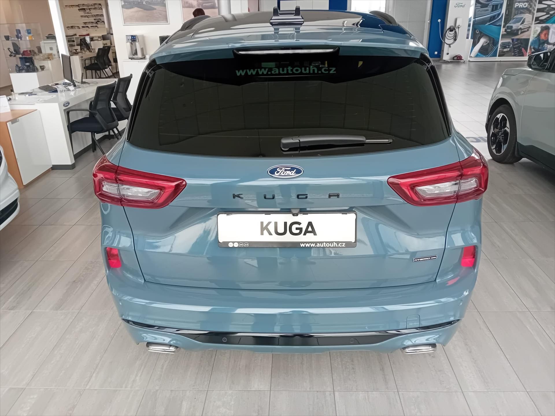 Ford Kuga, 2,5 Duratec Hybrid HEV 134kW/1 - fotka 6