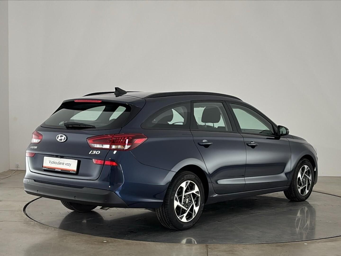 Hyundai i30, 1.5 T-GDI / 103 kW Smart DCT - fotka 2
