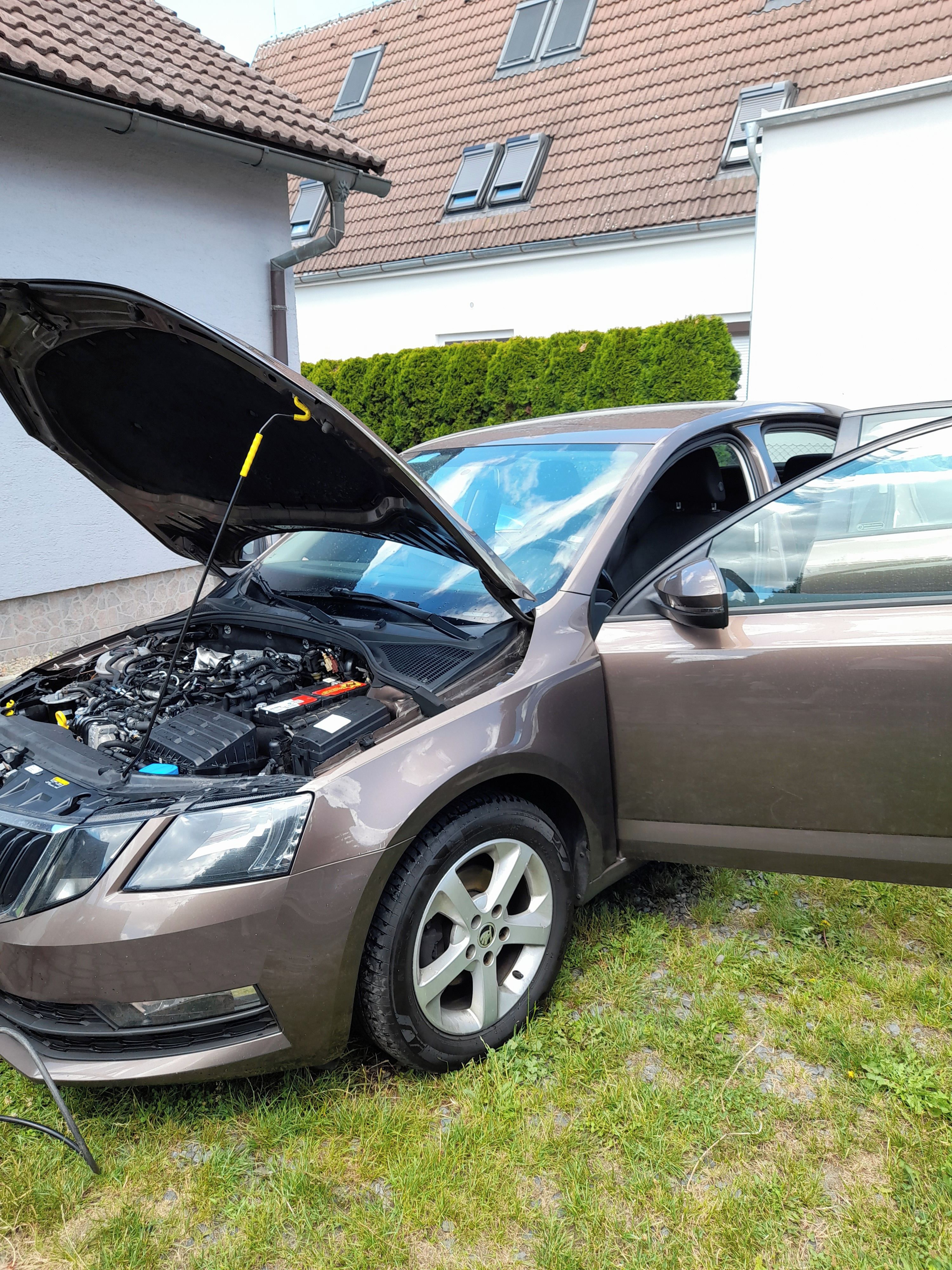 Škoda Octavia, 1.6.tdi - fotka 5