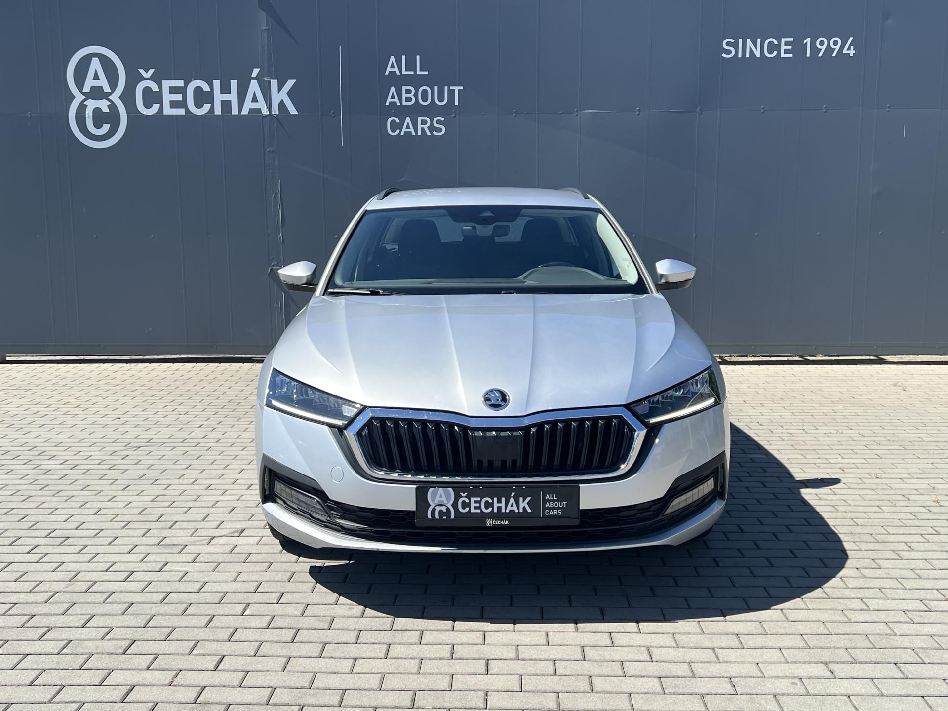 Škoda Octavia, AMBITION 4x4 DSG - fotka 2