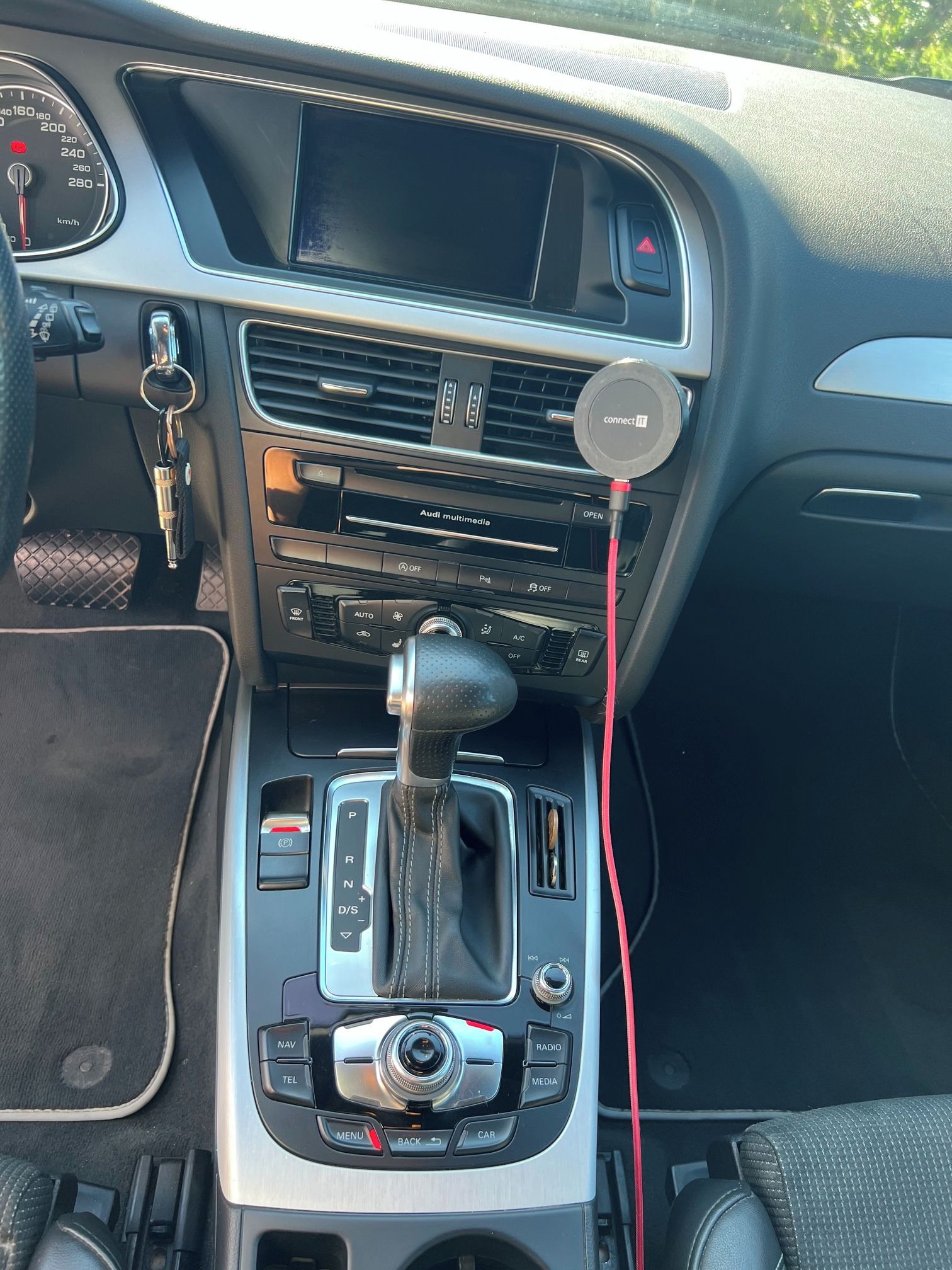 Audi A4 Avant, V6 3.0 quattro - fotka 6