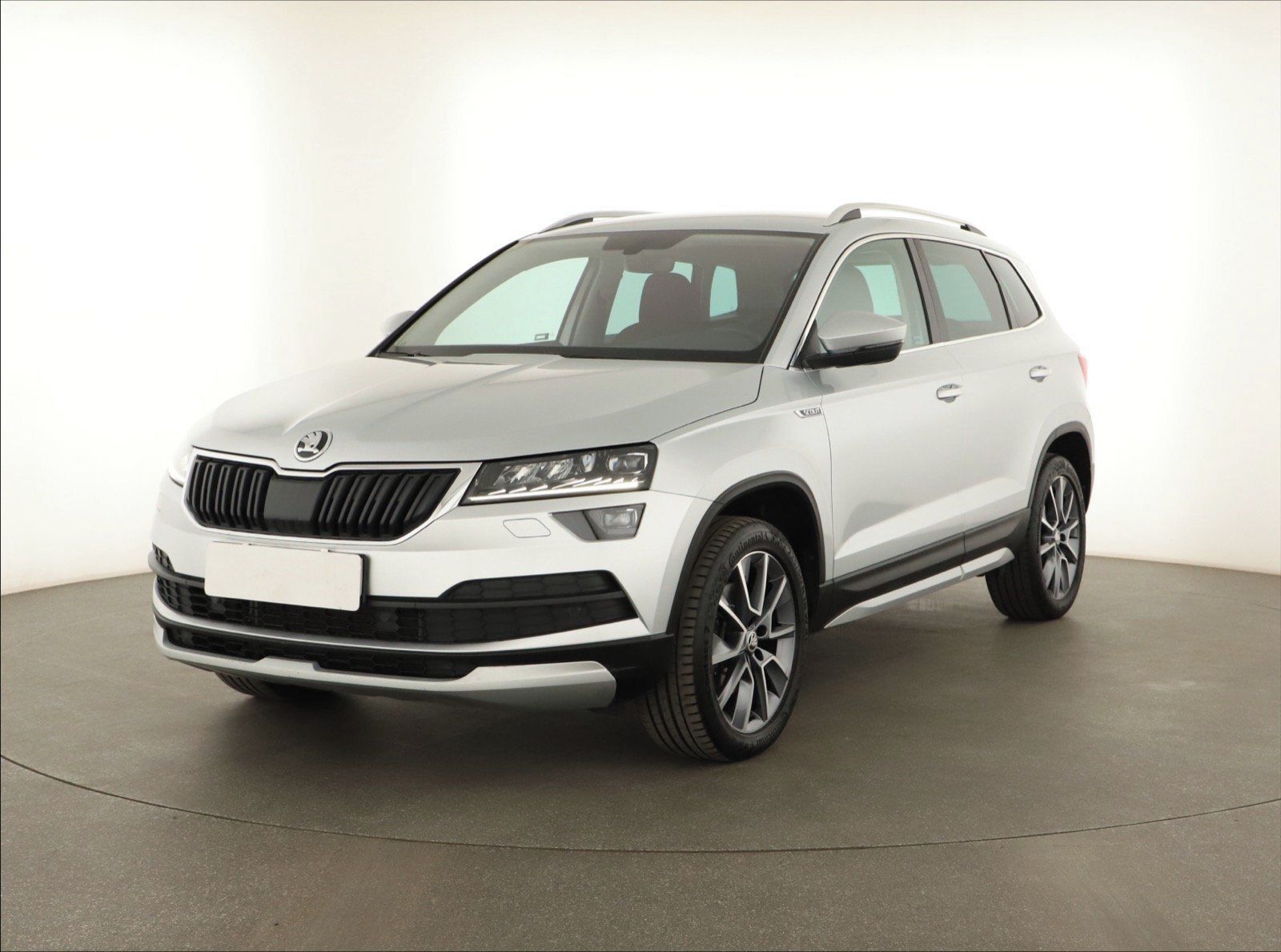 Škoda Karoq, 2.0 TDI, Scout, 4X4, Automat - fotka 2