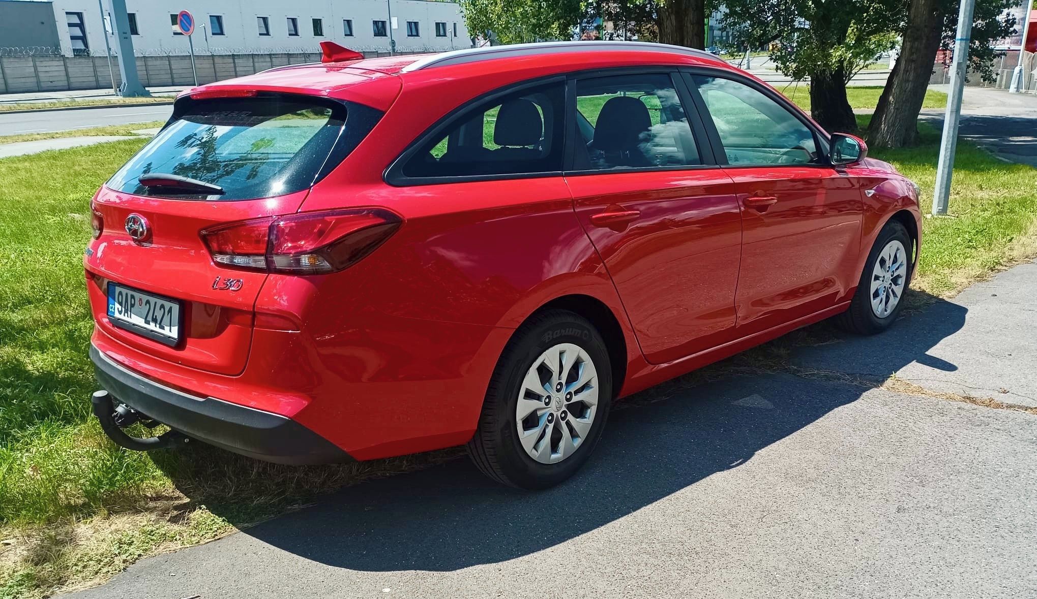 Hyundai i30, Hyundai 1.0T GDI-ČR 1maj-DPH - fotka 4