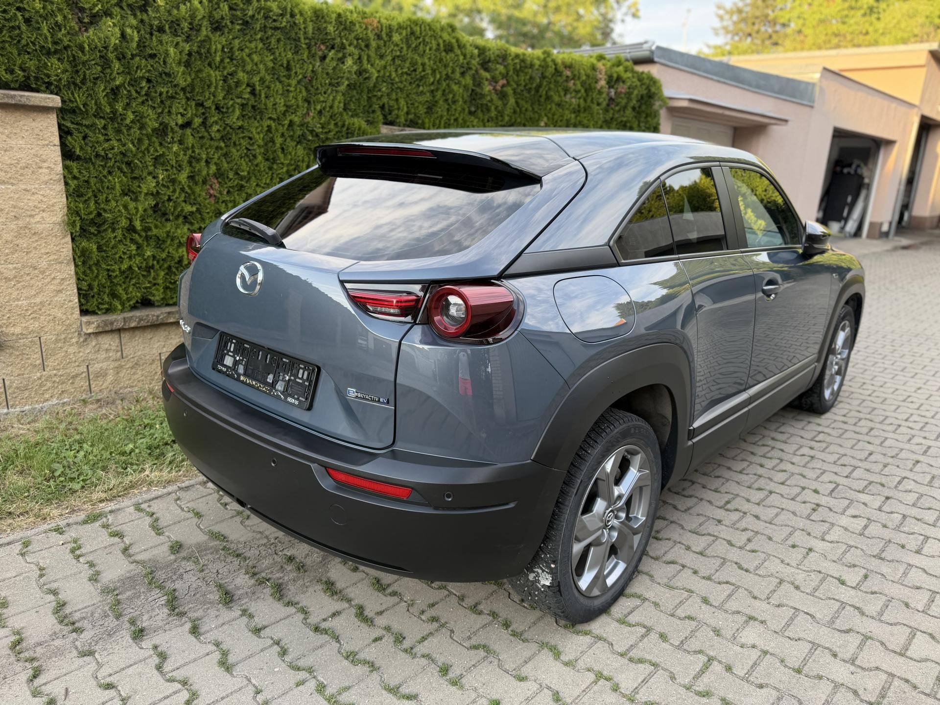 Mazda MX-30, EXLUSIVE-NAVI-tepelné čerpadlo - fotka 4