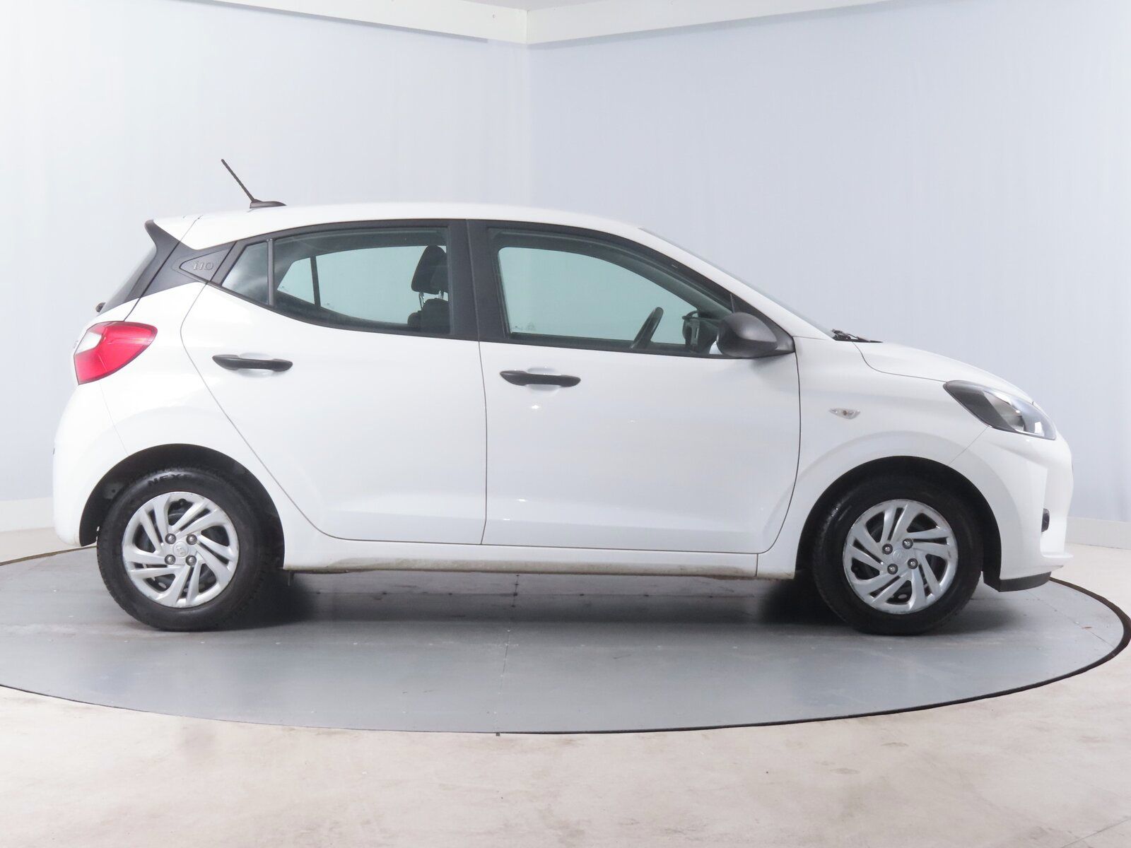 Hyundai i10, 1.0, Klima, Tempomat, El. okna - fotka 6