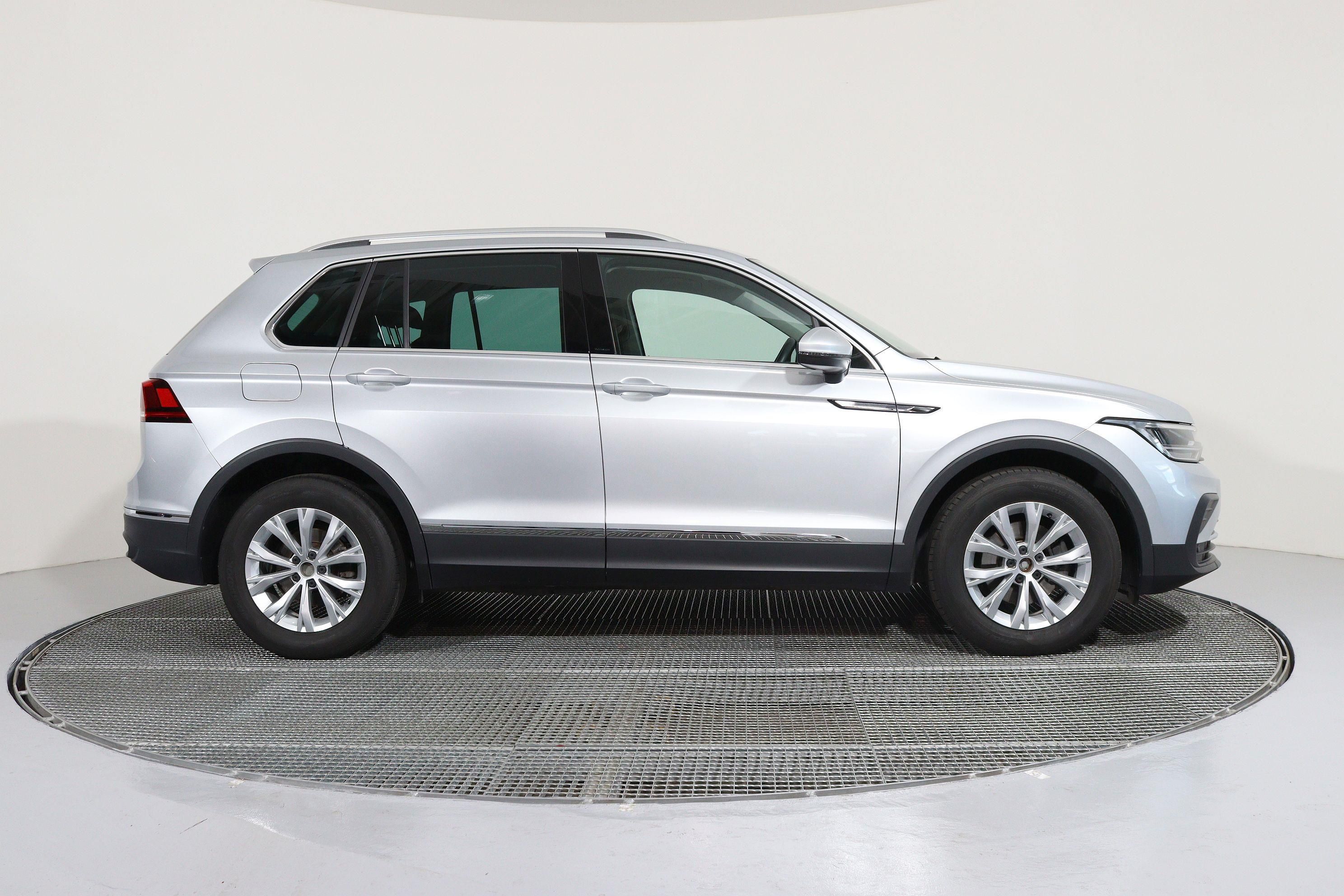 Volkswagen Tiguan, 1,5 TSI 110 kW DSG/ LED, ACC, - fotka 3