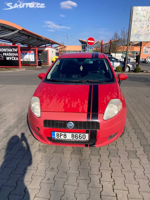 Fiat Grande Punto, 1,4 70kw nová STK