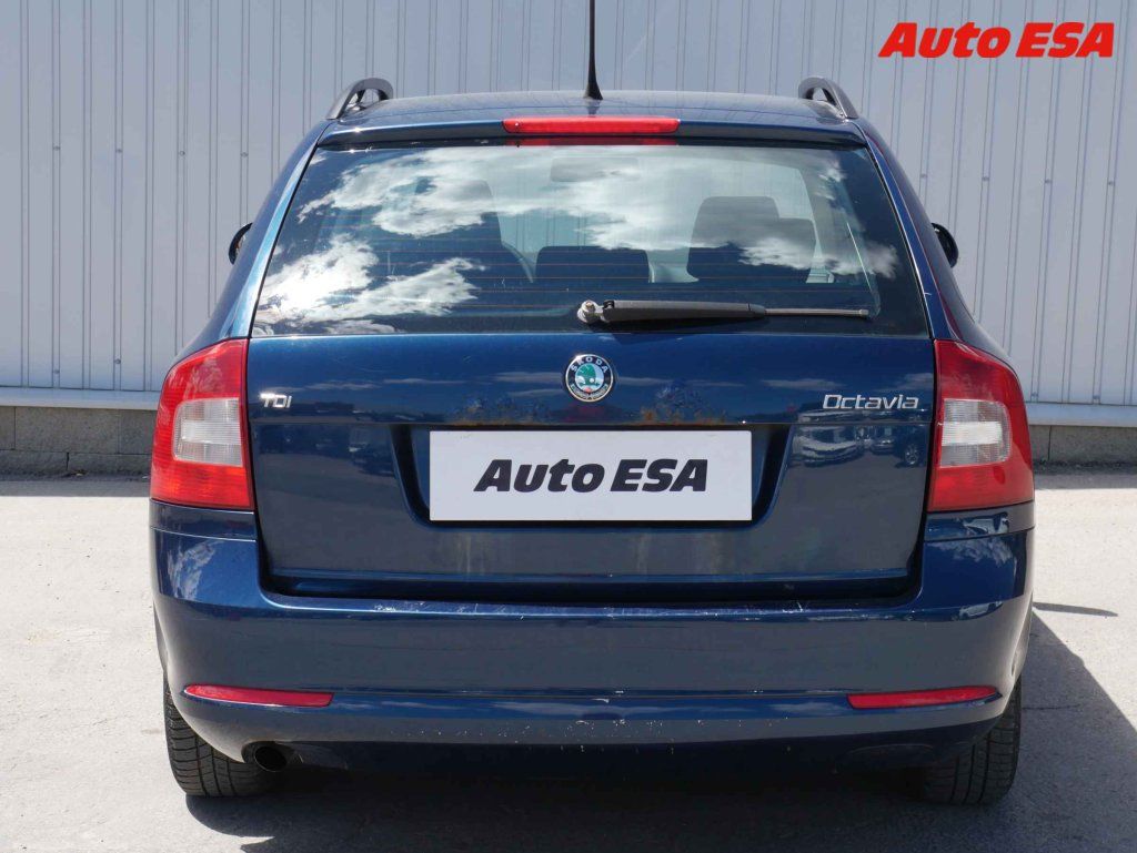 Škoda Octavia, 1.6TDi,ČR - fotka 5