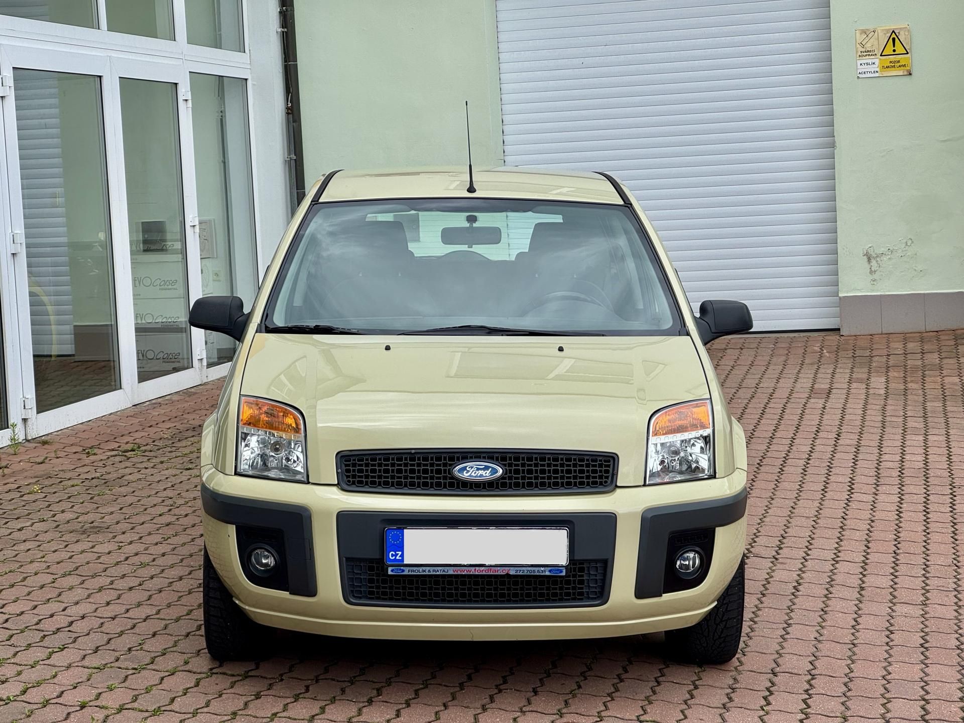 Ford Fusion, 1.4i 59kW - fotka 3