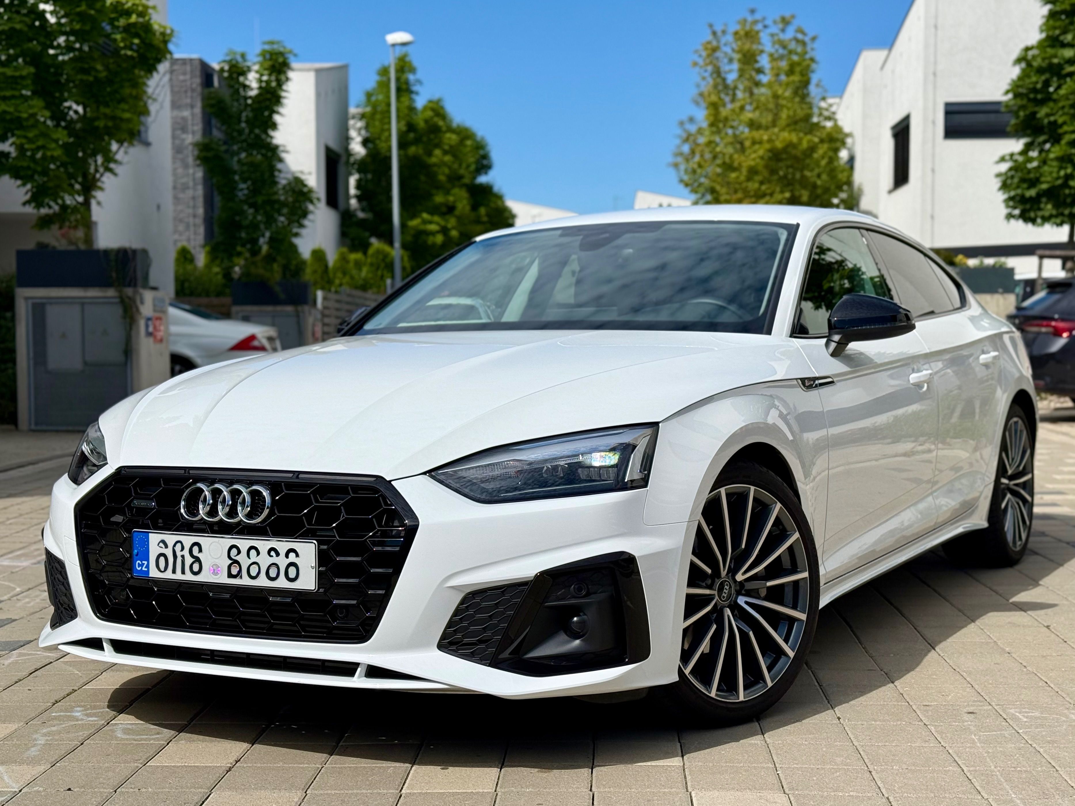 Audi A5, 40 TFSI S line Quattro DPH - fotka 2