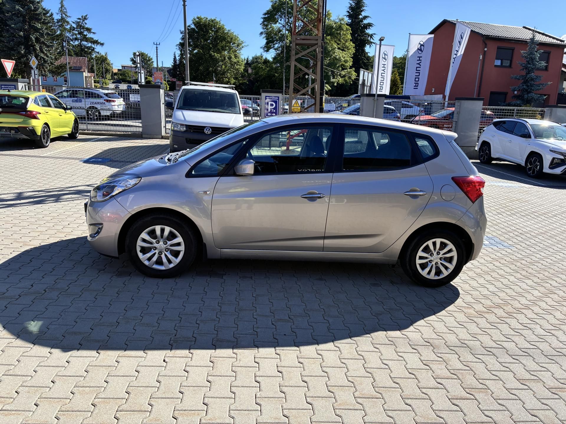 Hyundai ix20, 1.4i 66kW KLIMA ČR - fotka 4