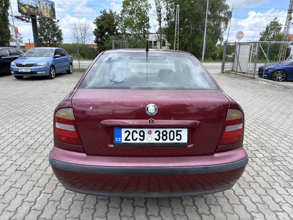 Škoda Octavia, 1.9 TDI 66 kW klima - fotka 4