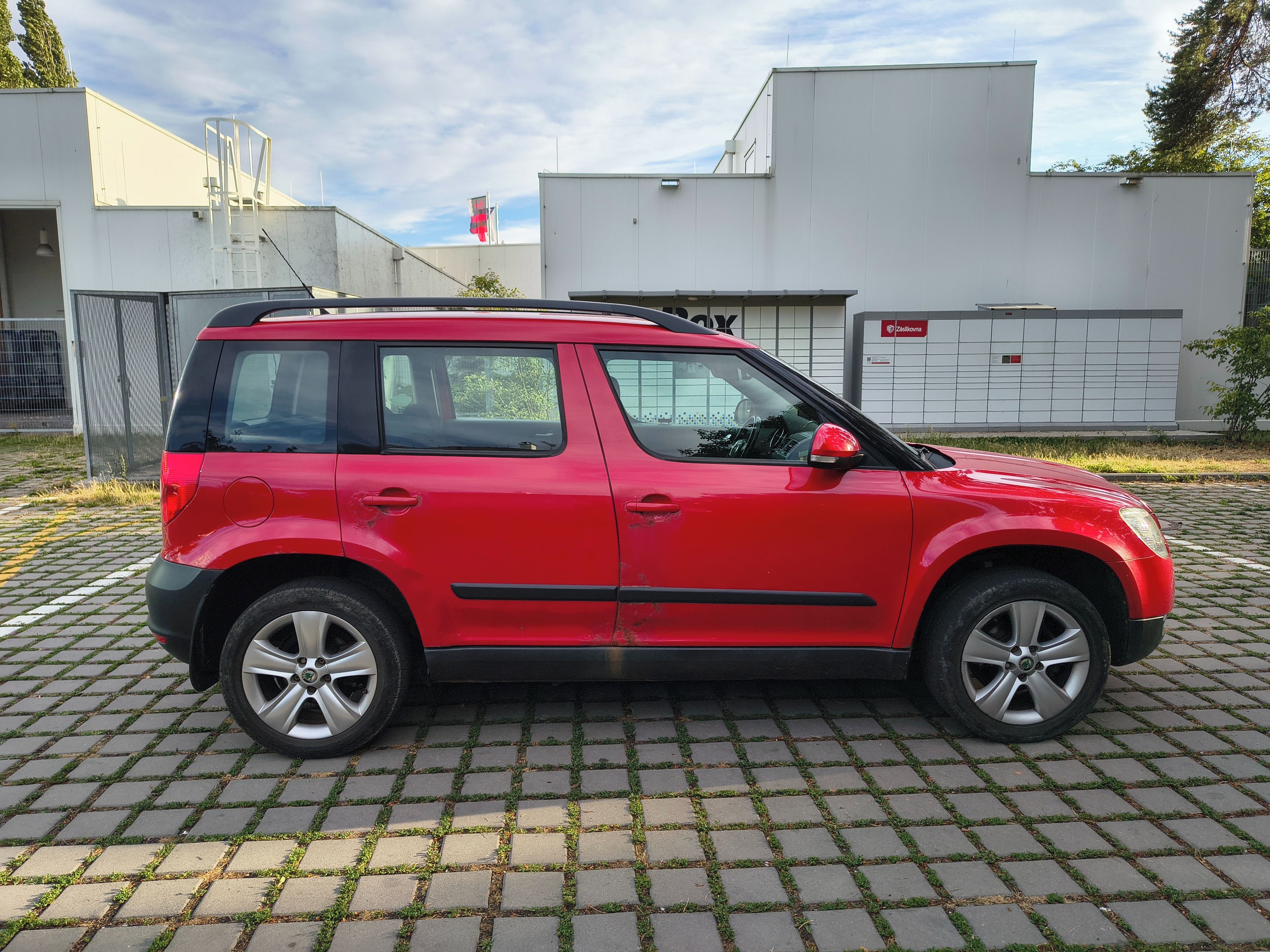 Škoda Yeti, 1.9TDI 4x4 - 1. majitel, ČR - fotka 3