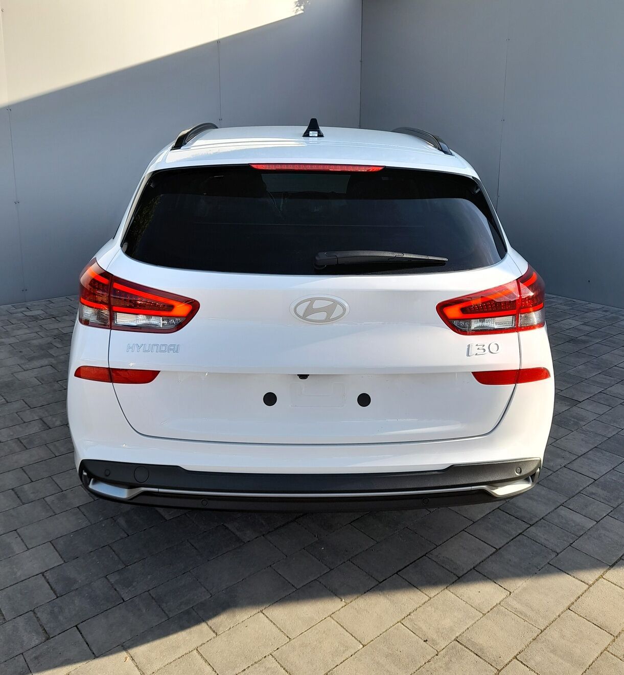 Hyundai i30, 26 WG 1,6 T-GDI DCT GO CZECH - fotka 4