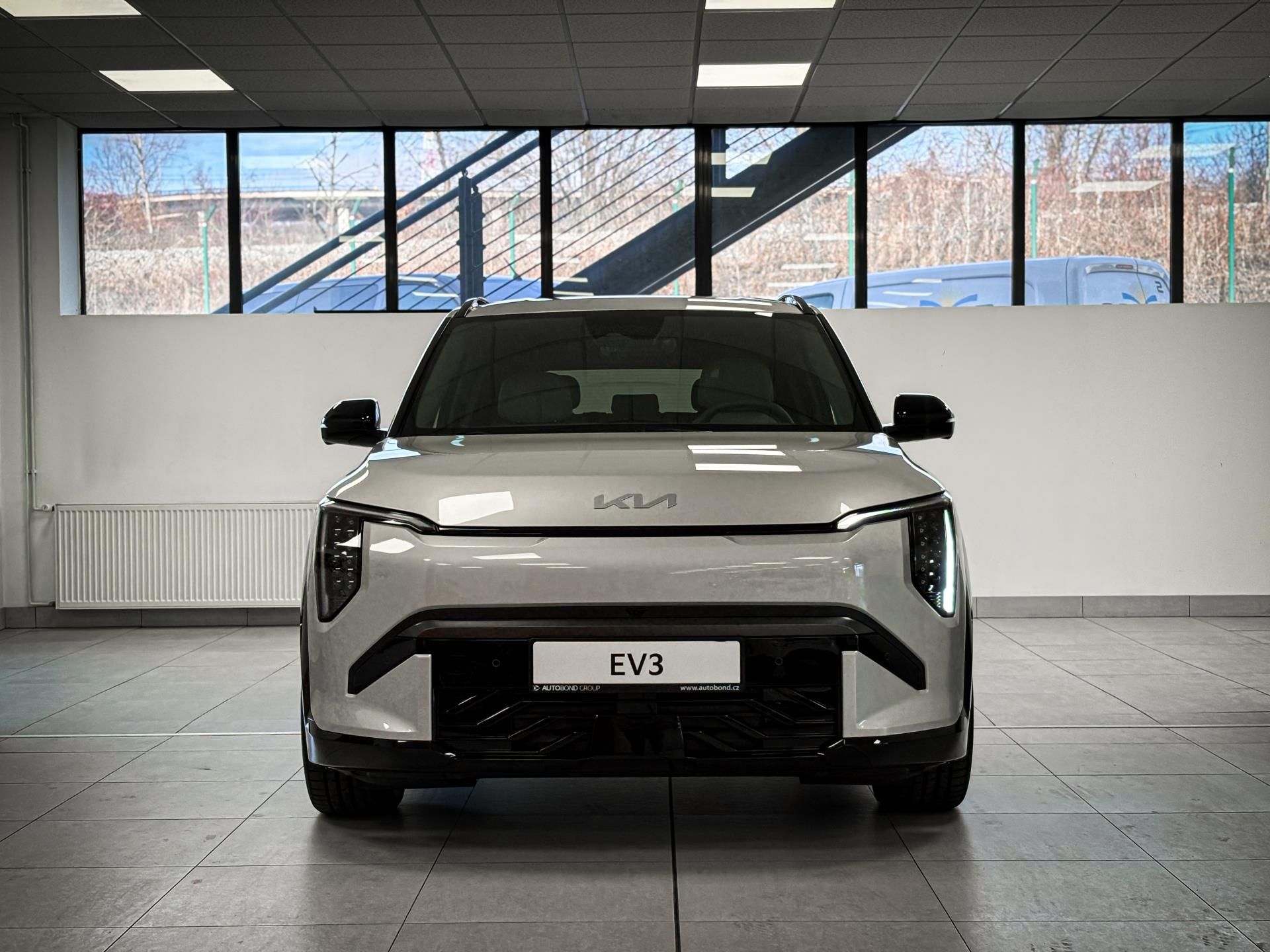 Kia EV3, GT LINE 4×2 81,4KWH+TECH+V2L - fotka 2