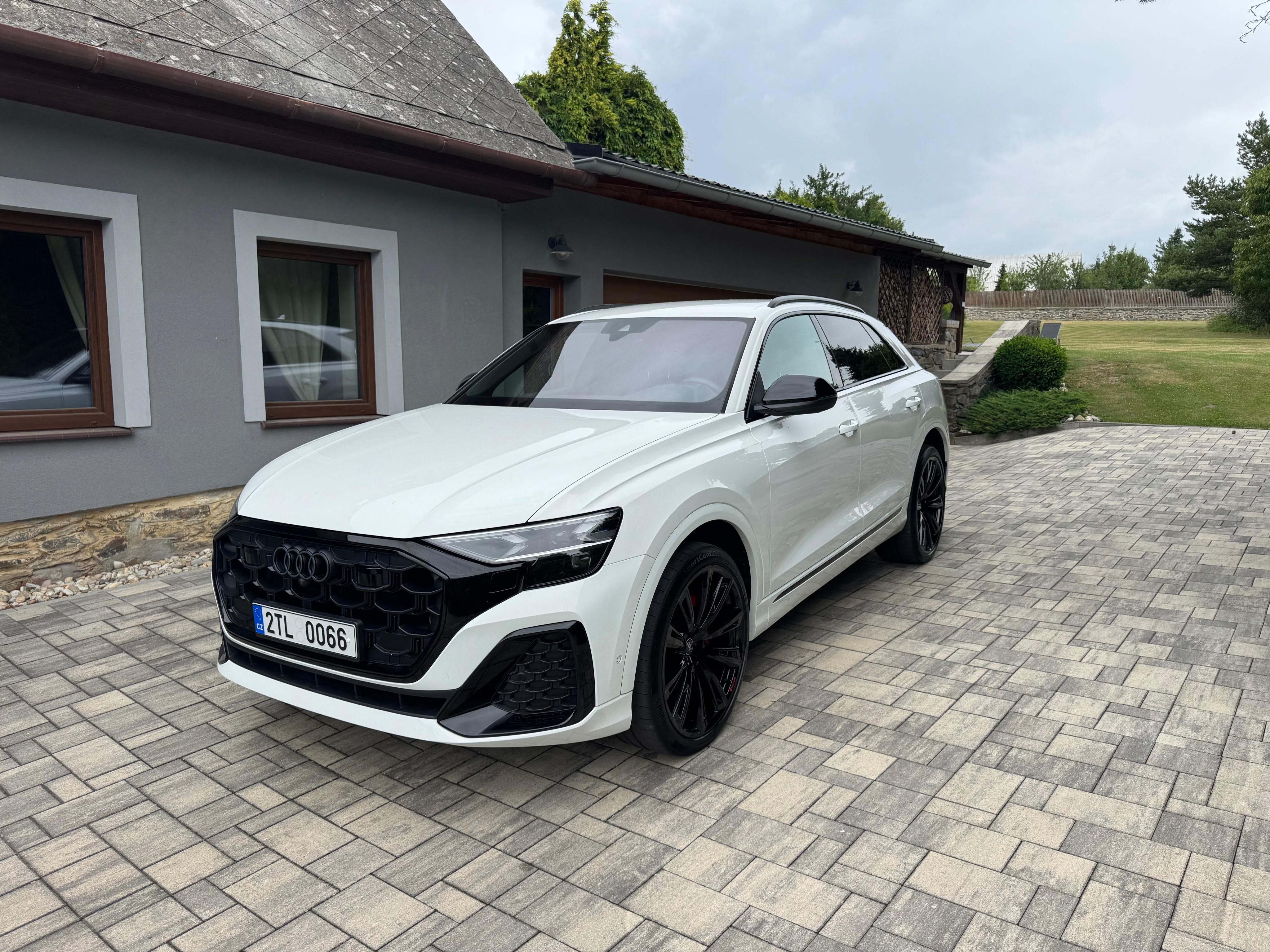 Audi Q8, 3.0 TDI záruka servisováno