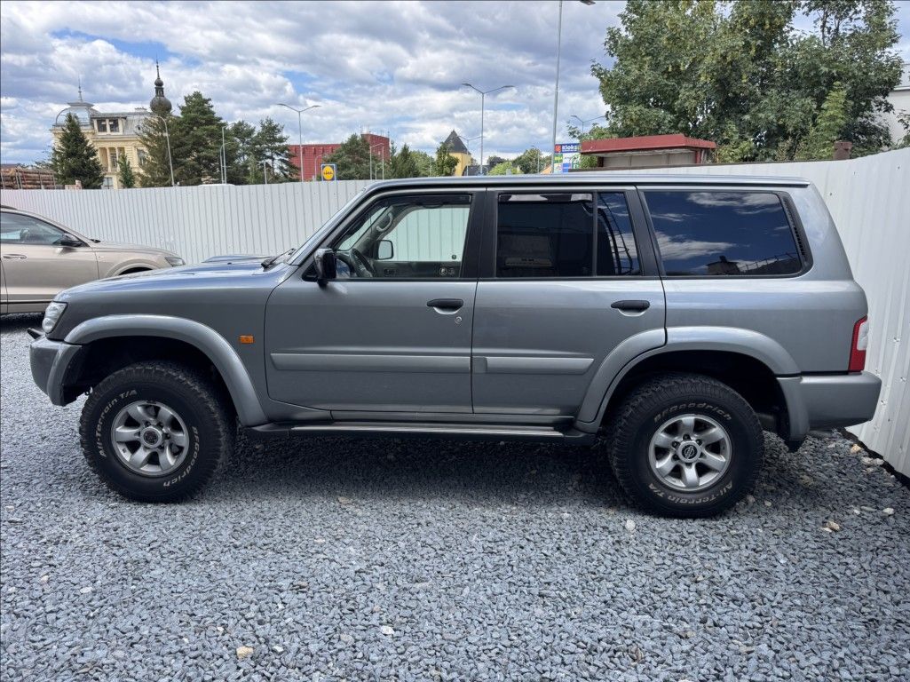 Nissan Patrol, 3,0 Di PATROL GR Wagon 4X4 - fotka 4